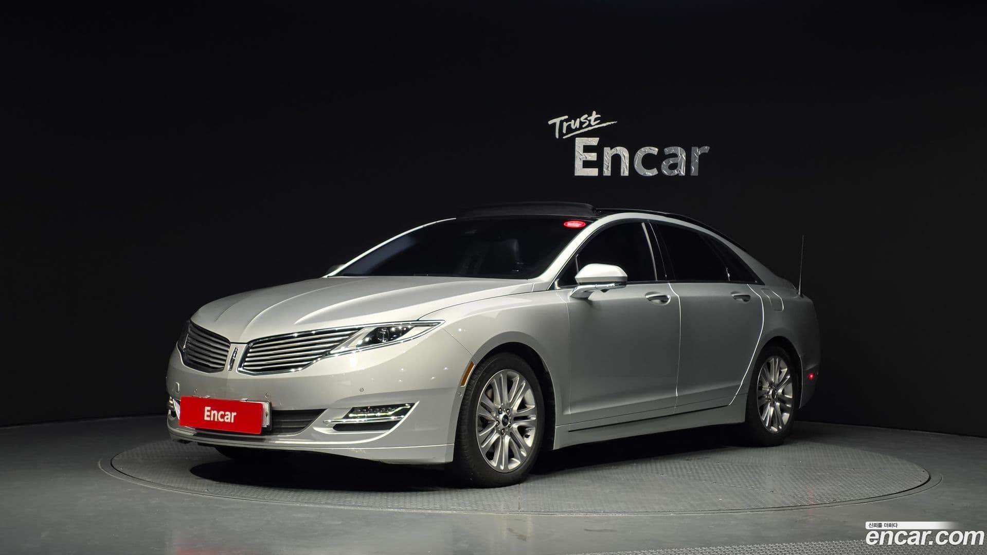Main__Slider__Photo:MKZ Lincoln 2014.7-0