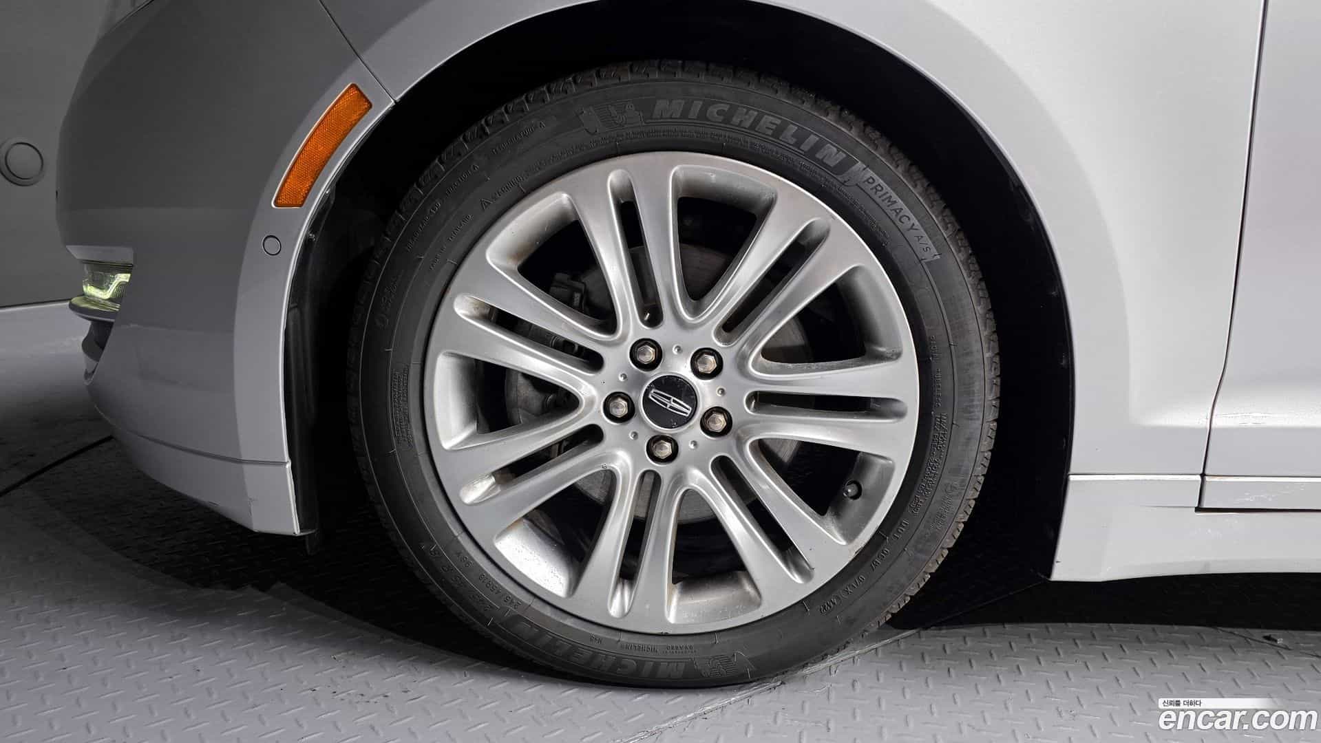 MKZ Lincoln 2014.7-OUTER-005