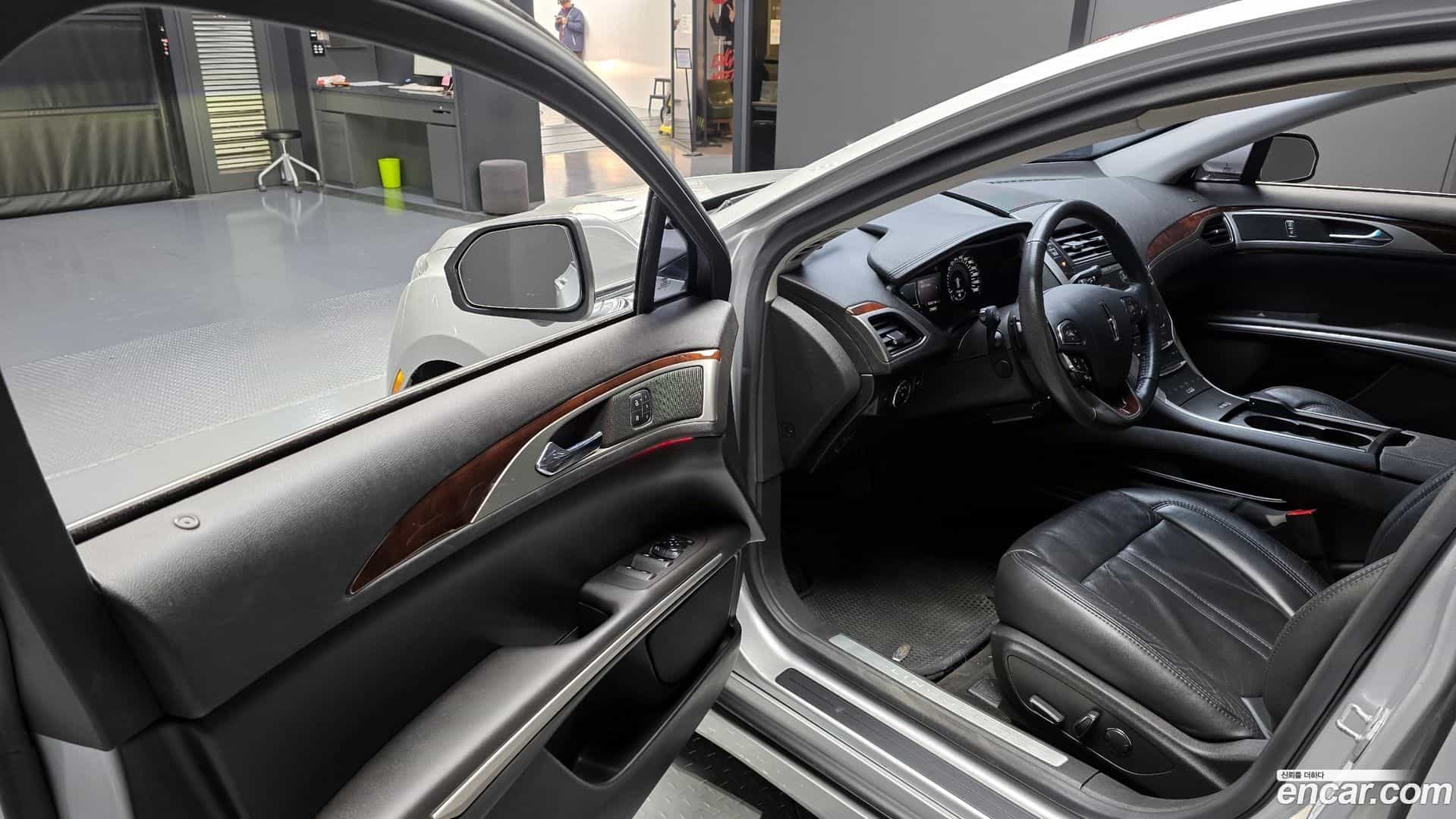 MKZ Lincoln 2014.7-OPTION-015