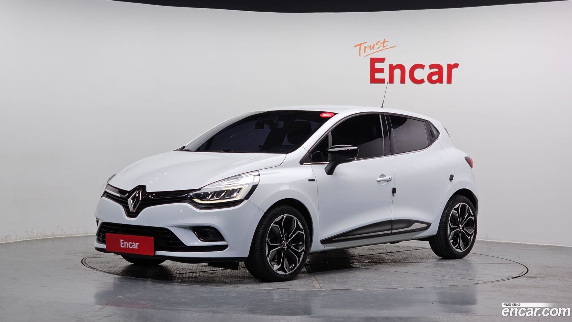 Main__Slider__Photo:Cilo Renault-KoreaSamsung 2018.11-0