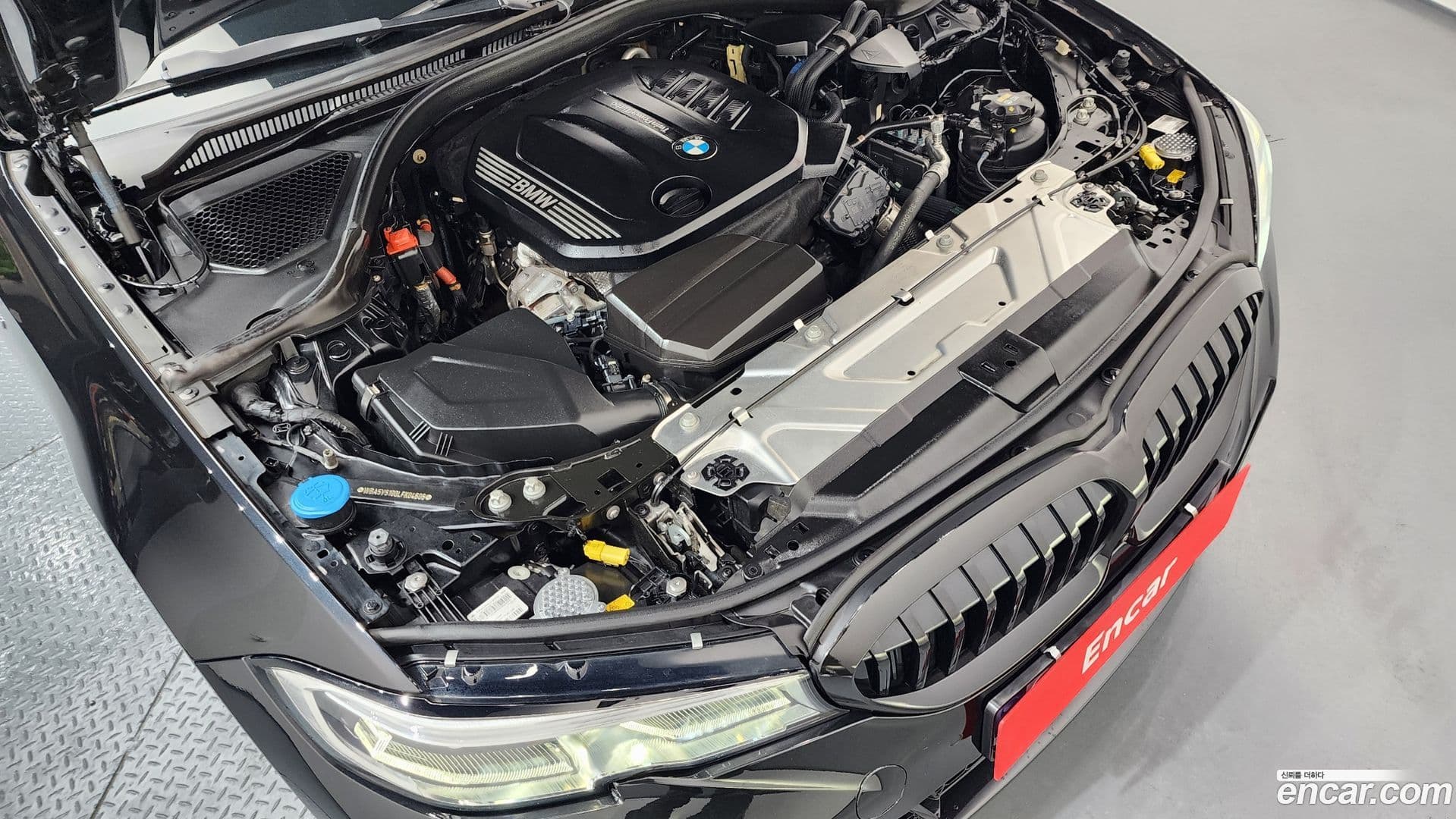 Main__Slider__Photo:3-Series BMW 2020.8-5