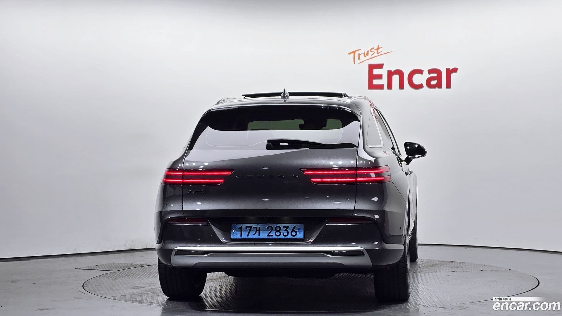 Main__Slider__Photo:GV70 Genesis 2022.2-3