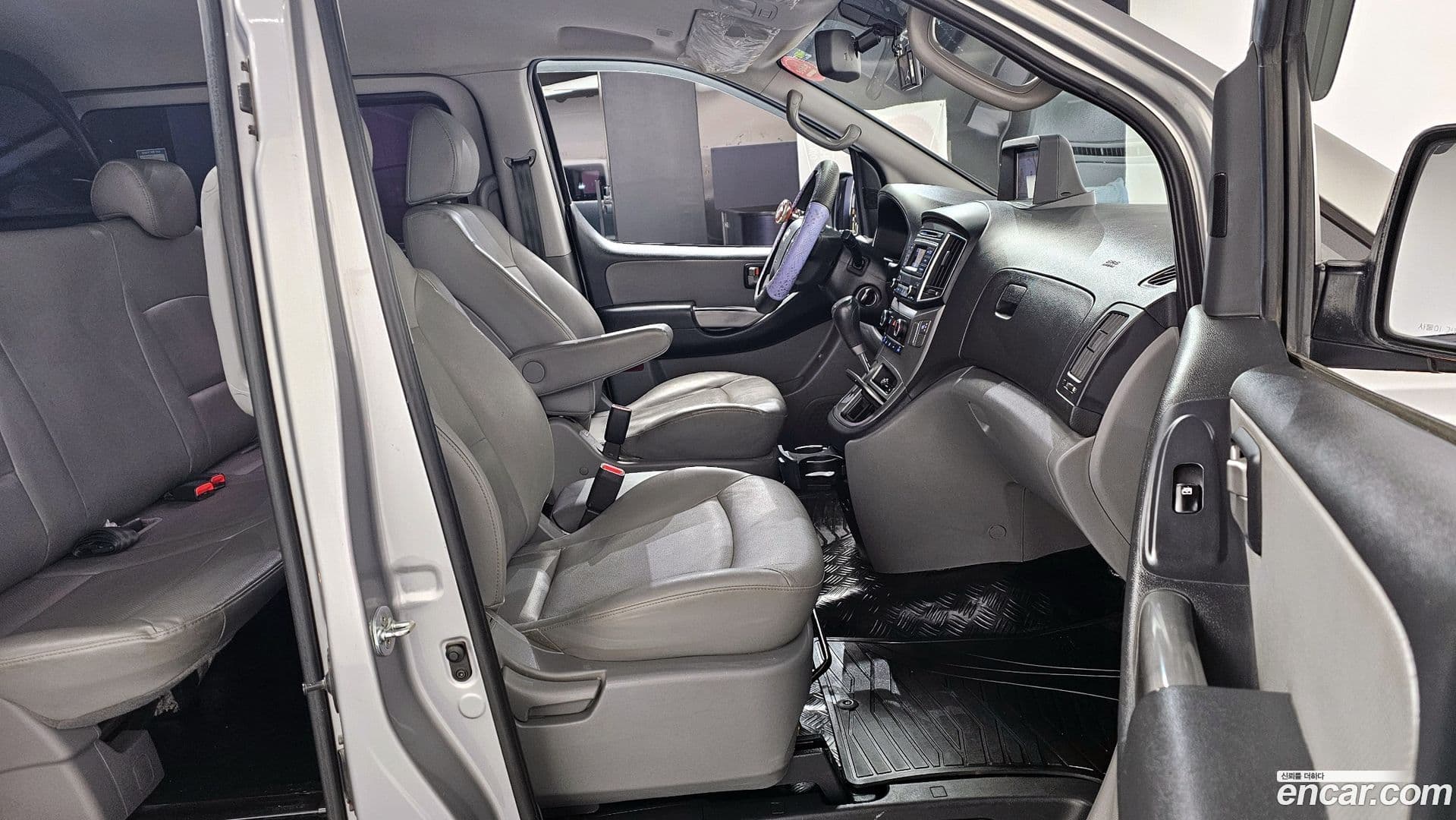 Main__Slider__Photo:Starex Hyundai 2015.9-9