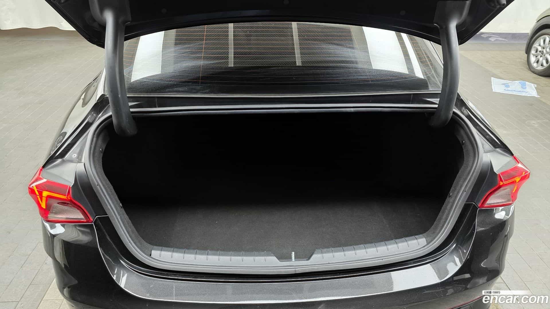 K5 Kia 2022.0-OPTION-024