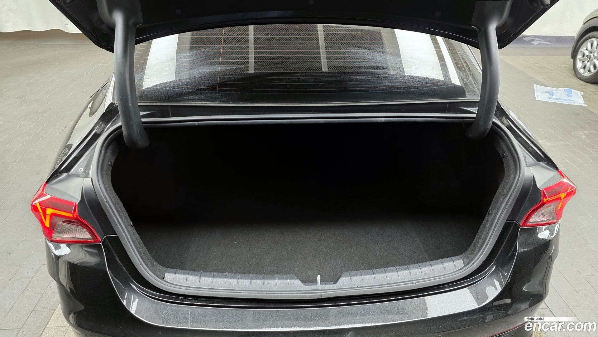 Main__Slider__Photo:K5 Kia 2022.0-19