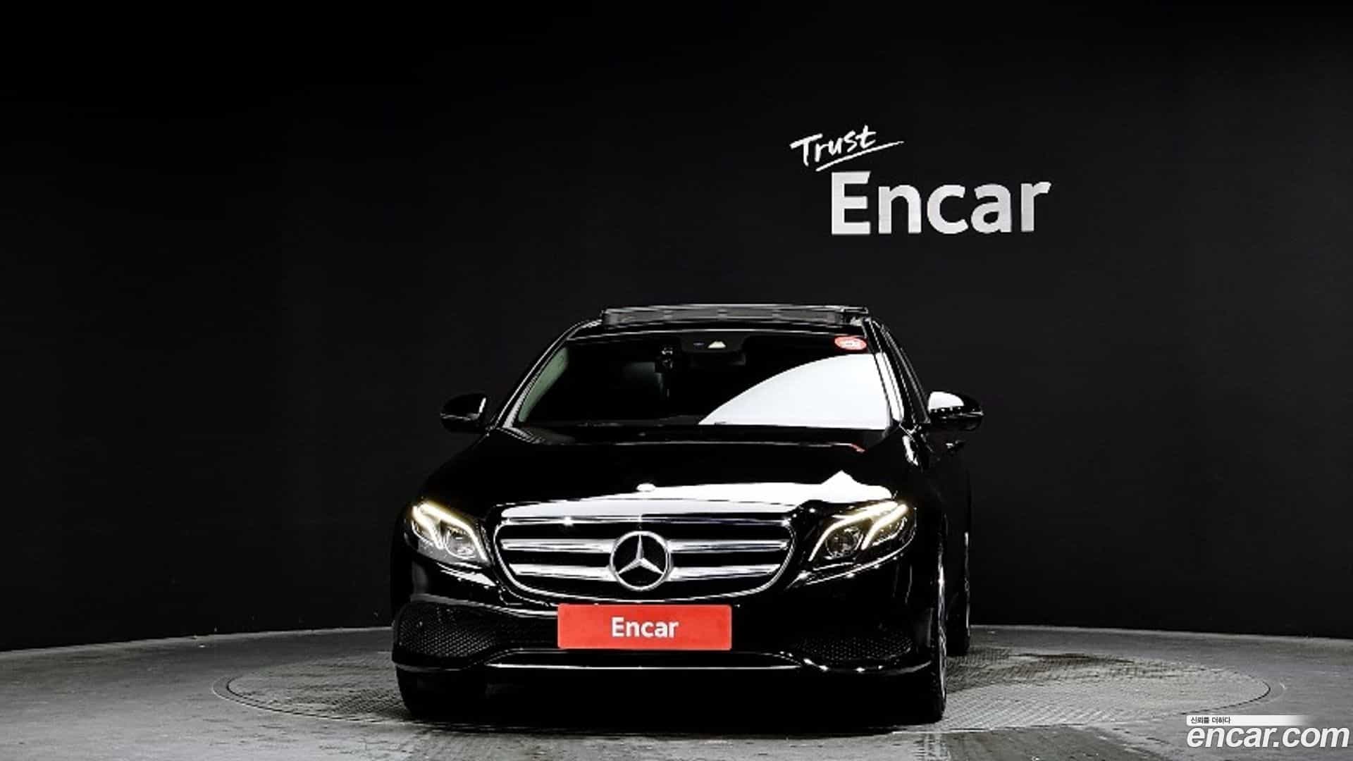 E-Class Mercedes-Benz 2016.7-OUTER-001