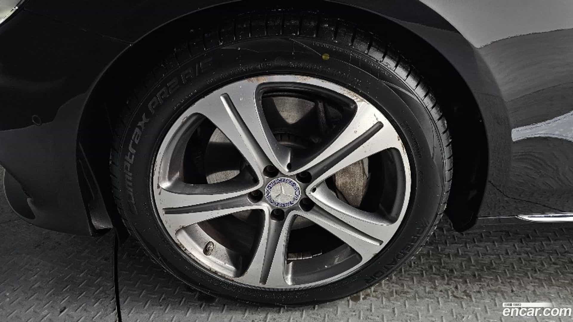 E-Class Mercedes-Benz 2016.7-OUTER-005