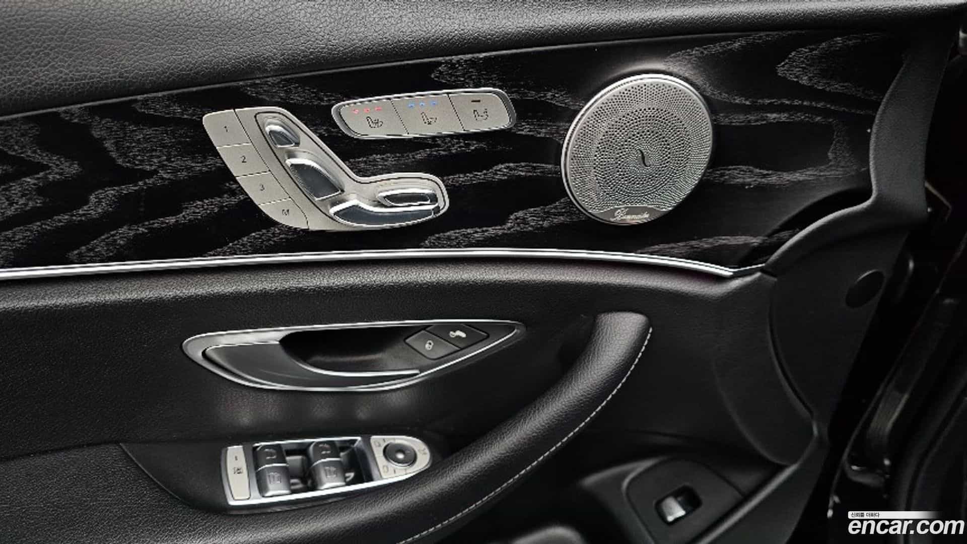 E-Class Mercedes-Benz 2016.7-OPTION-022