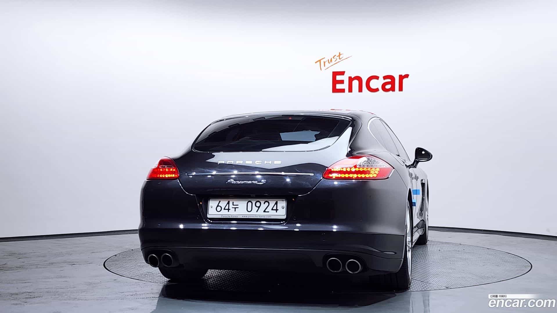 Panamera Porsche 2011.8-OUTER-004