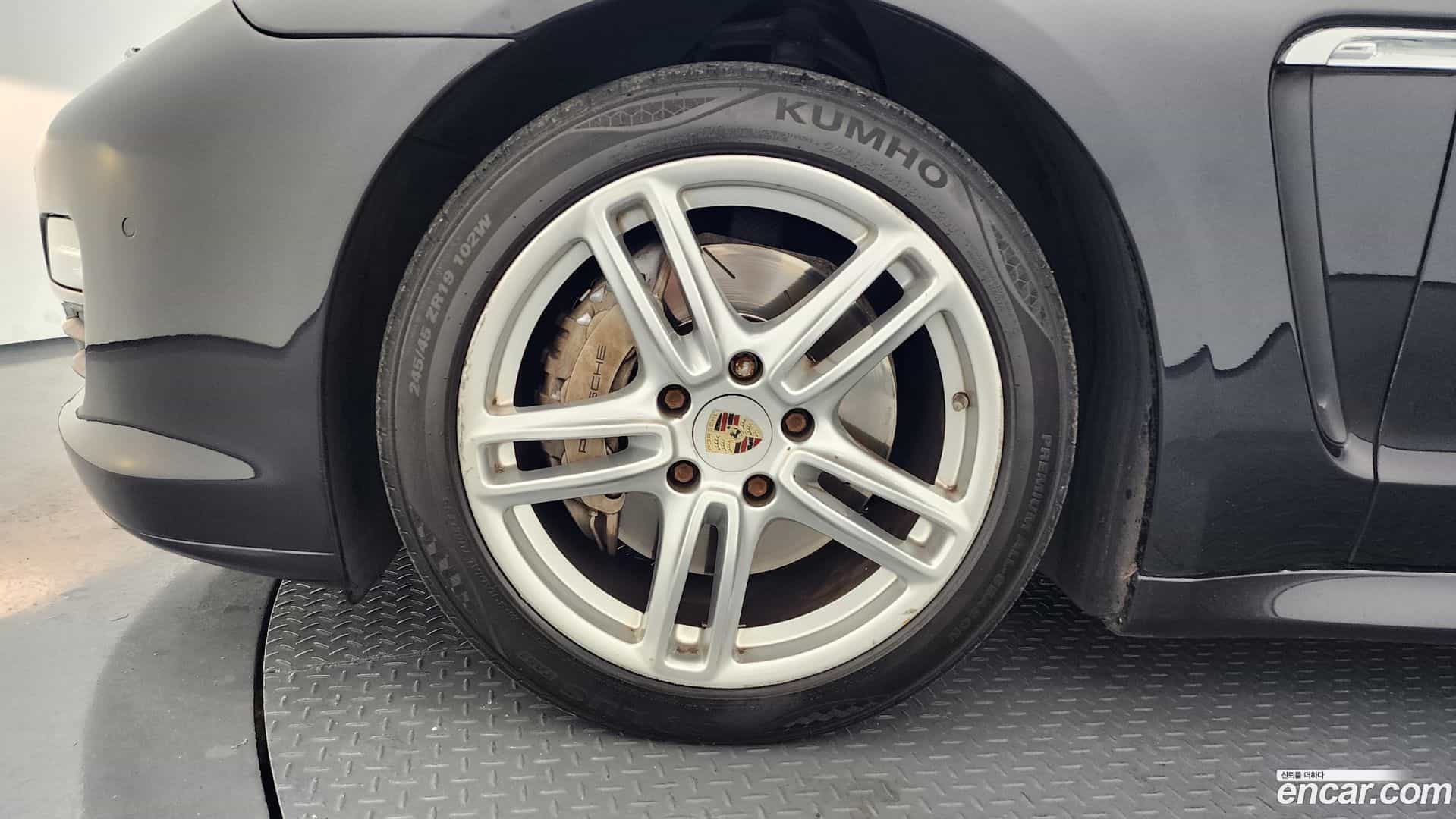 Panamera Porsche 2011.8-OUTER-005