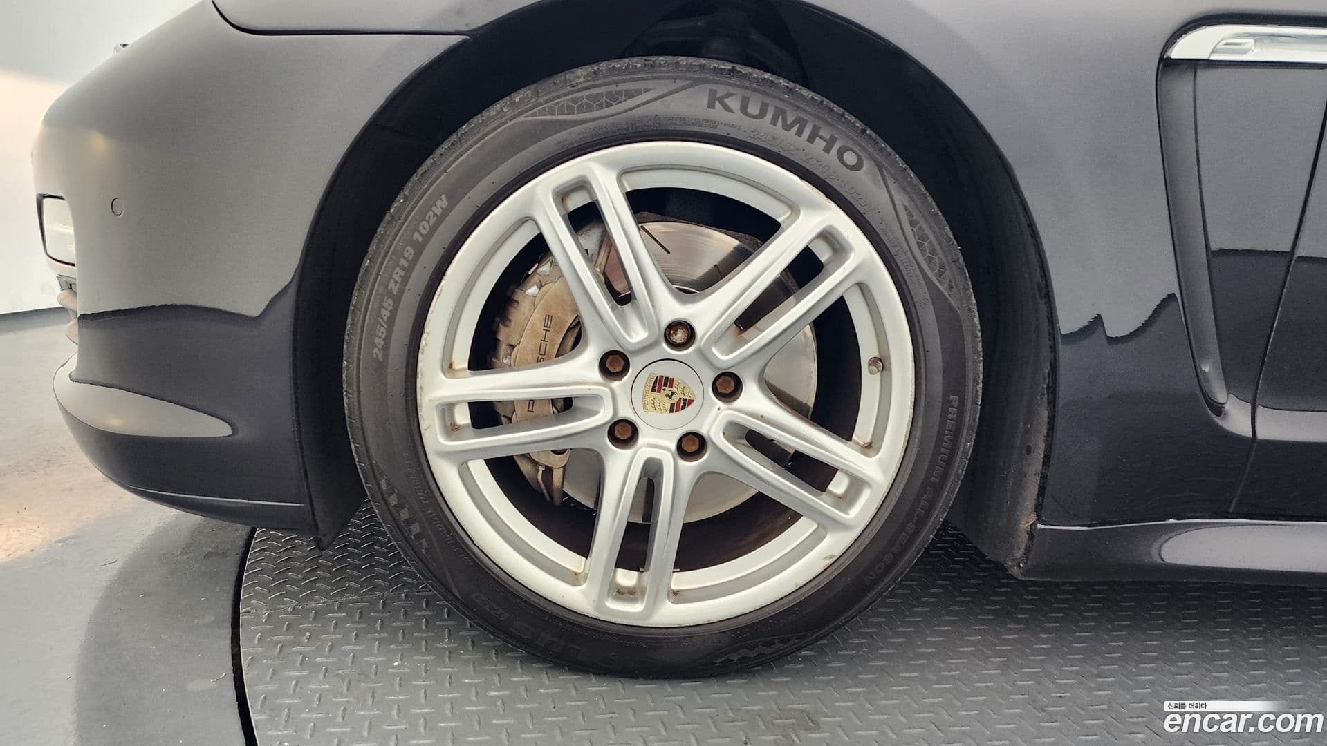 Main__Slider__Photo:Panamera Porsche 2011.8-4