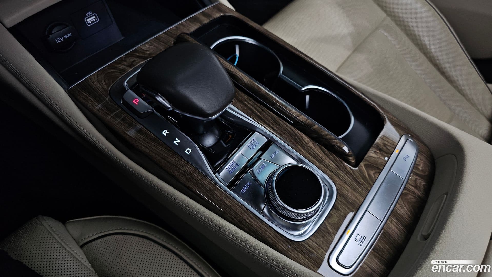 Main__Slider__Photo:K9 Kia 2018.4-8