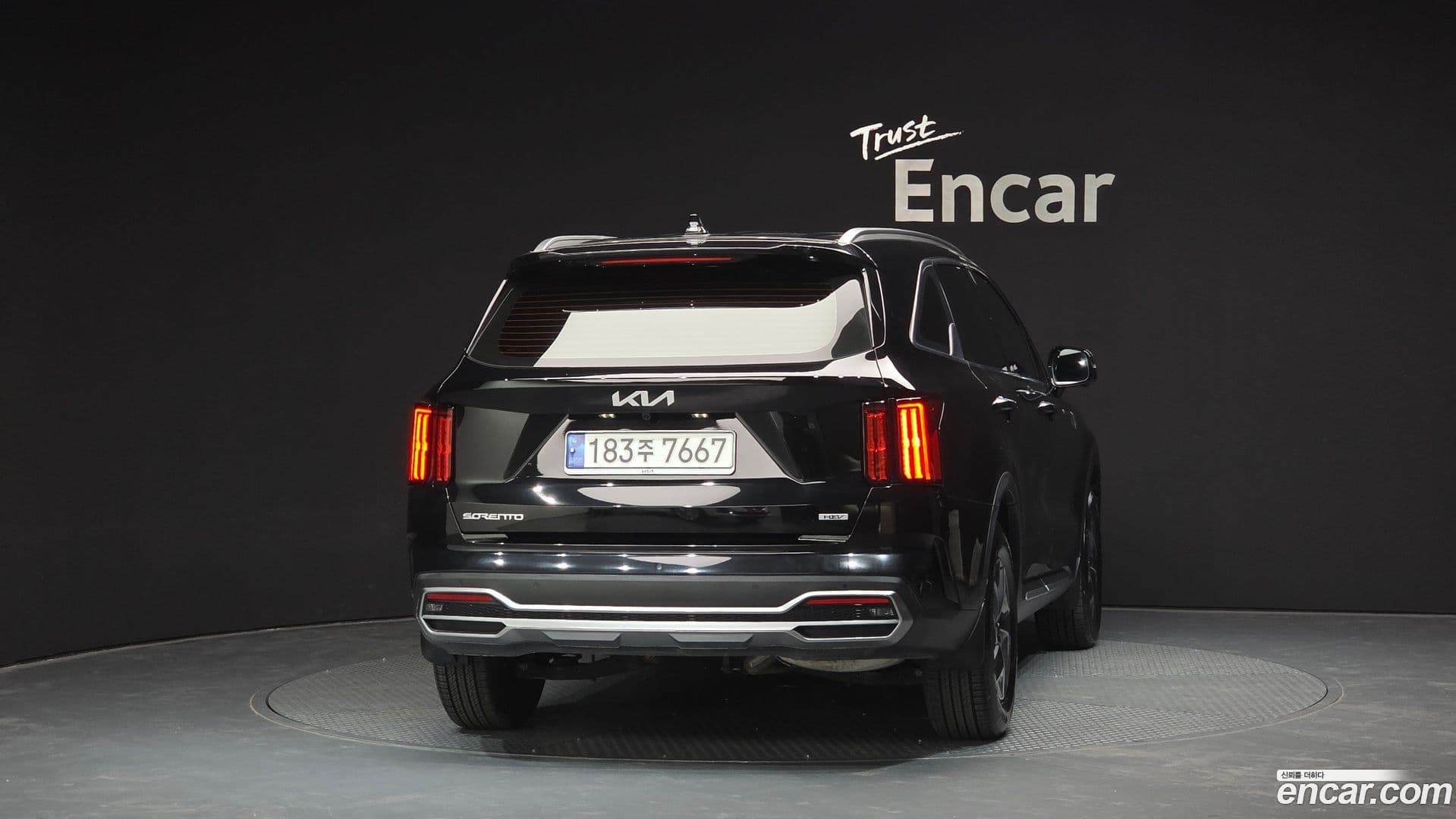 Main__Slider__Photo:Sorento Kia 2023.0-3