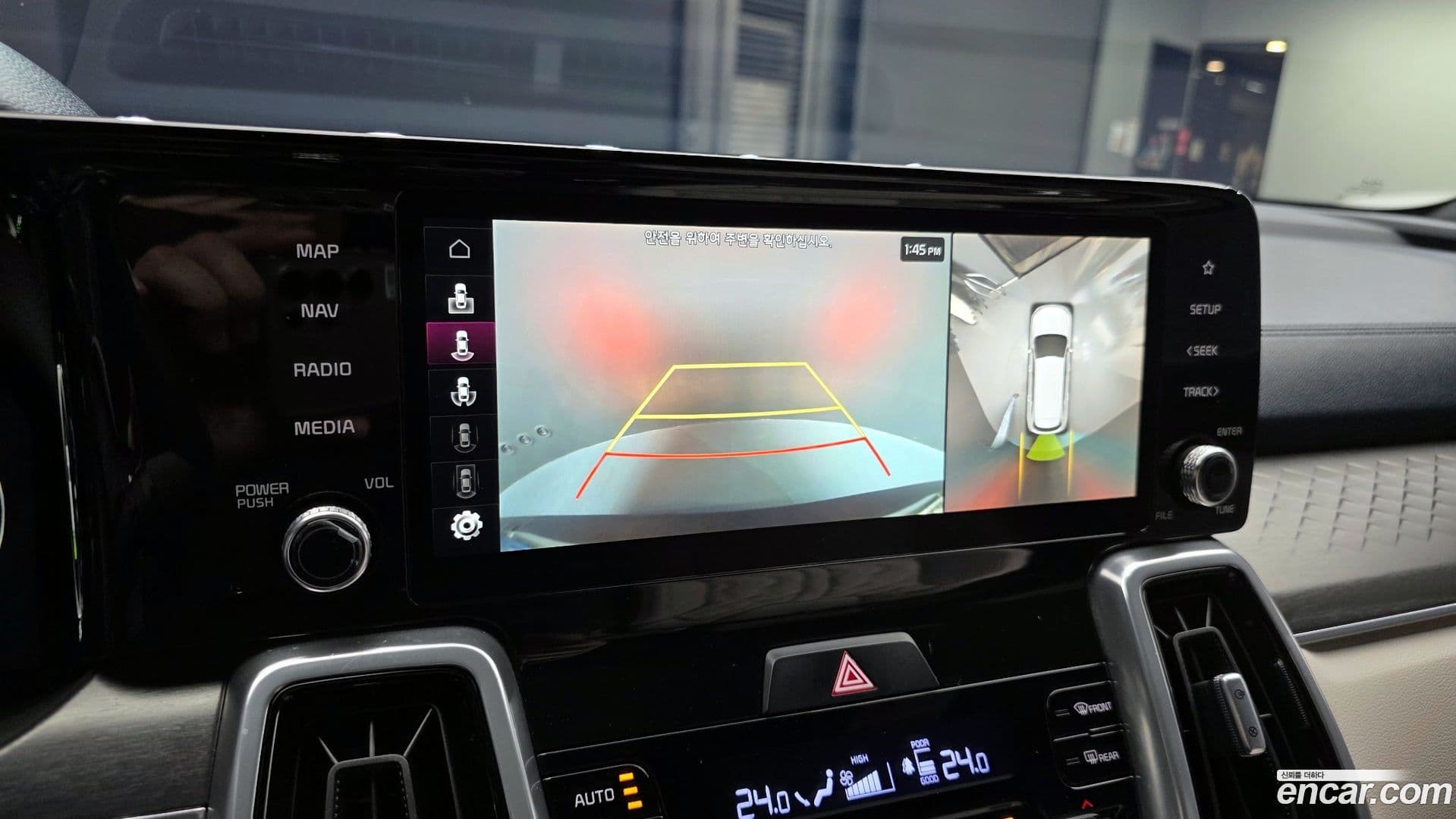 Main__Slider__Photo:Sorento Kia 2023.0-16