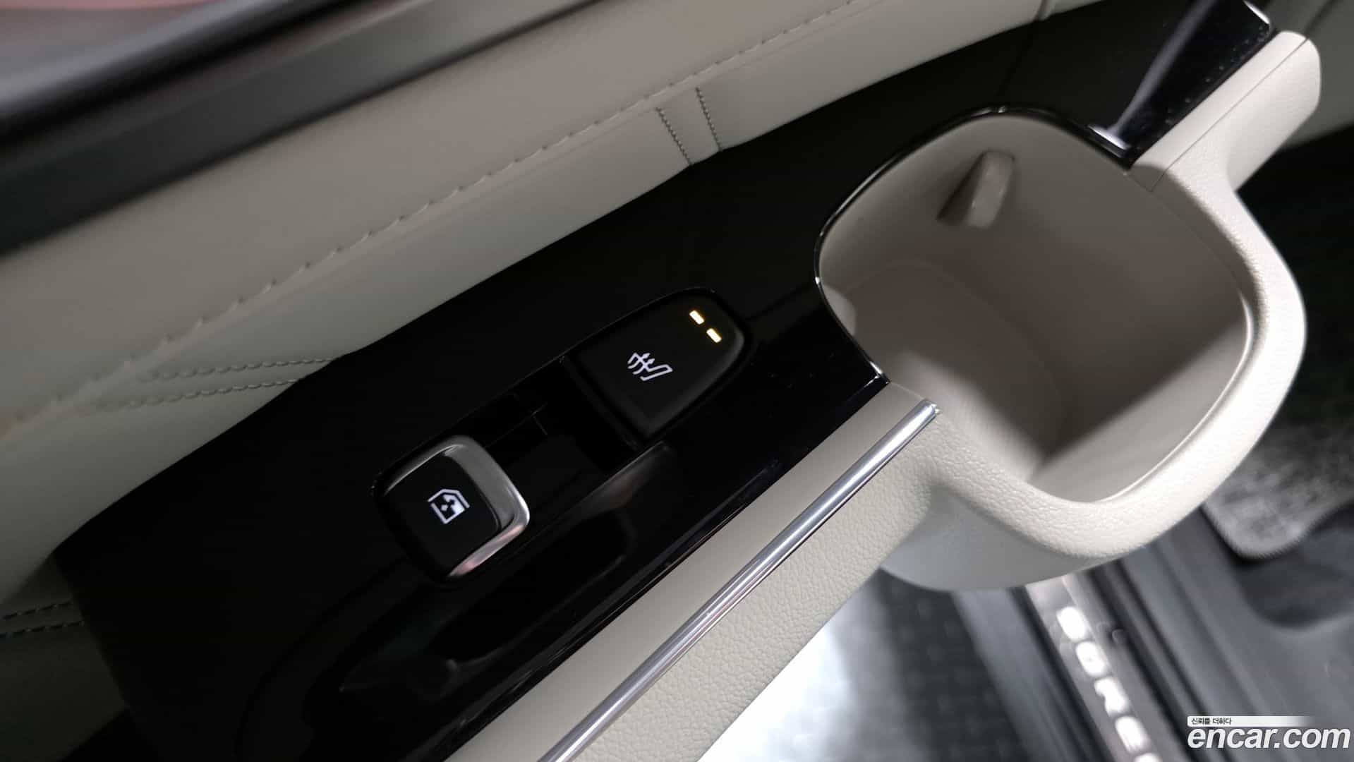 Sorento Kia 2023.0-OPTION-022