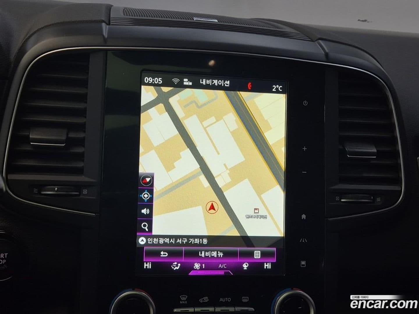 Main__Slider__Photo:QM6 Renault-KoreaSamsung 2018.7-13