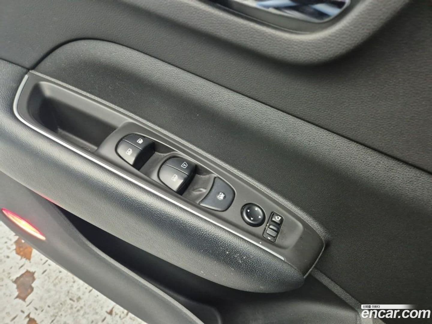 Main__Slider__Photo:QM6 Renault-KoreaSamsung 2018.7-17