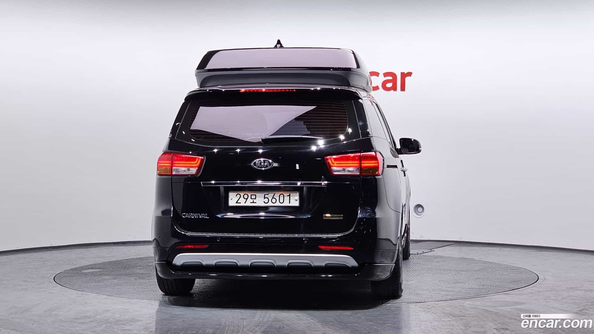 Canival Kia 2017.11-OUTER-004