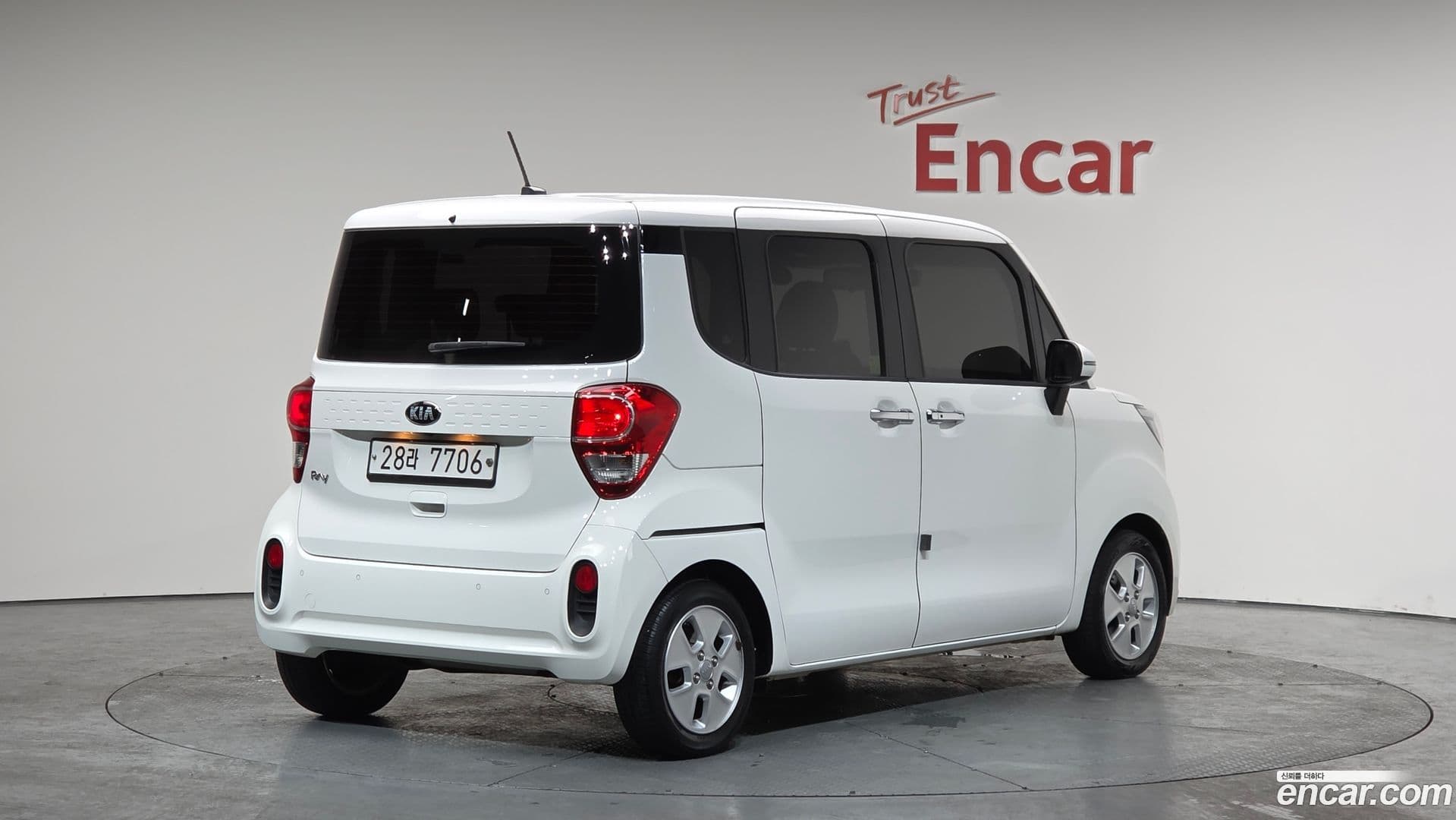 Main__Slider__Photo:RAY Kia 2019.5-1