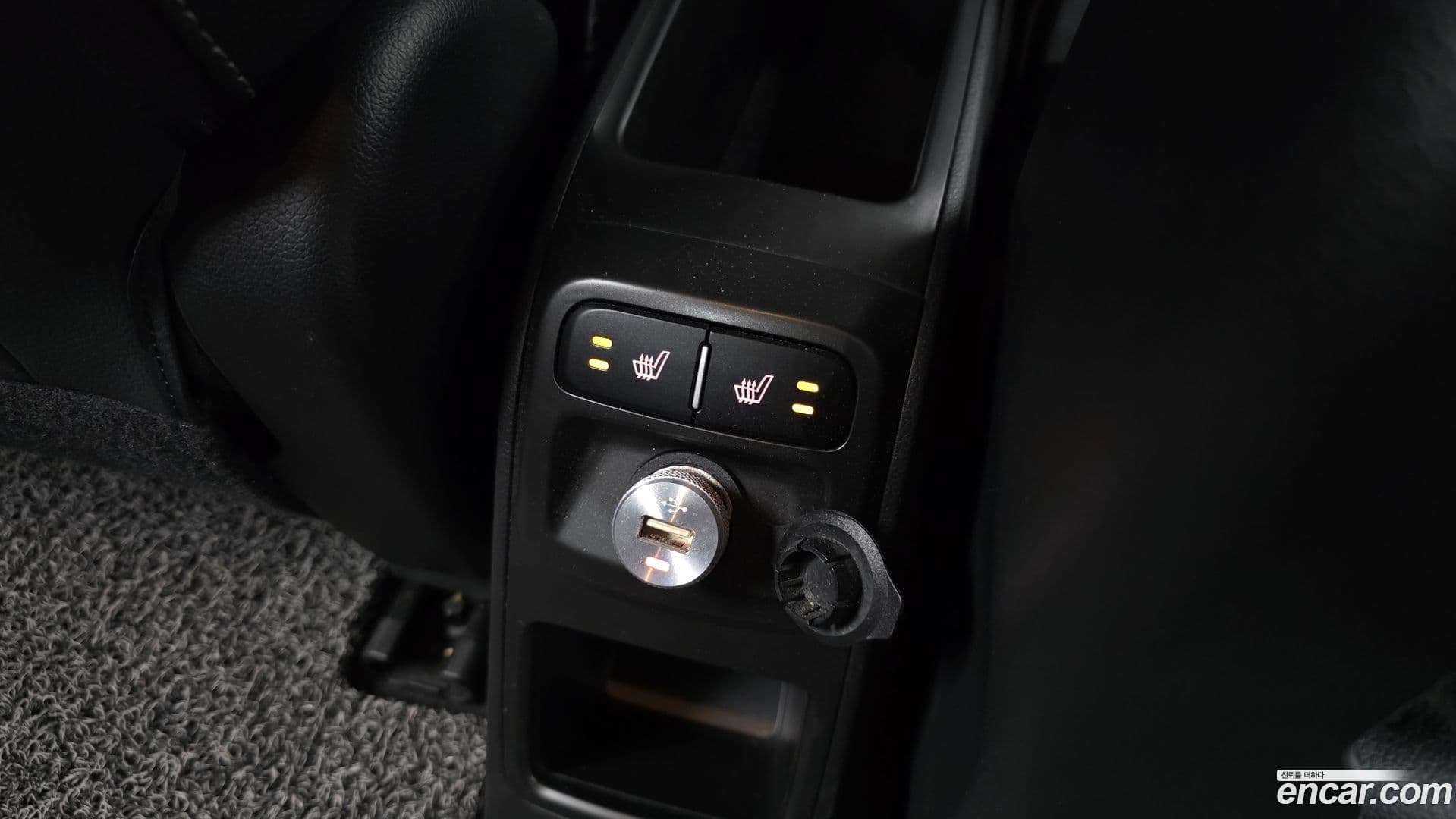 Main__Slider__Photo:RAY Kia 2019.5-18