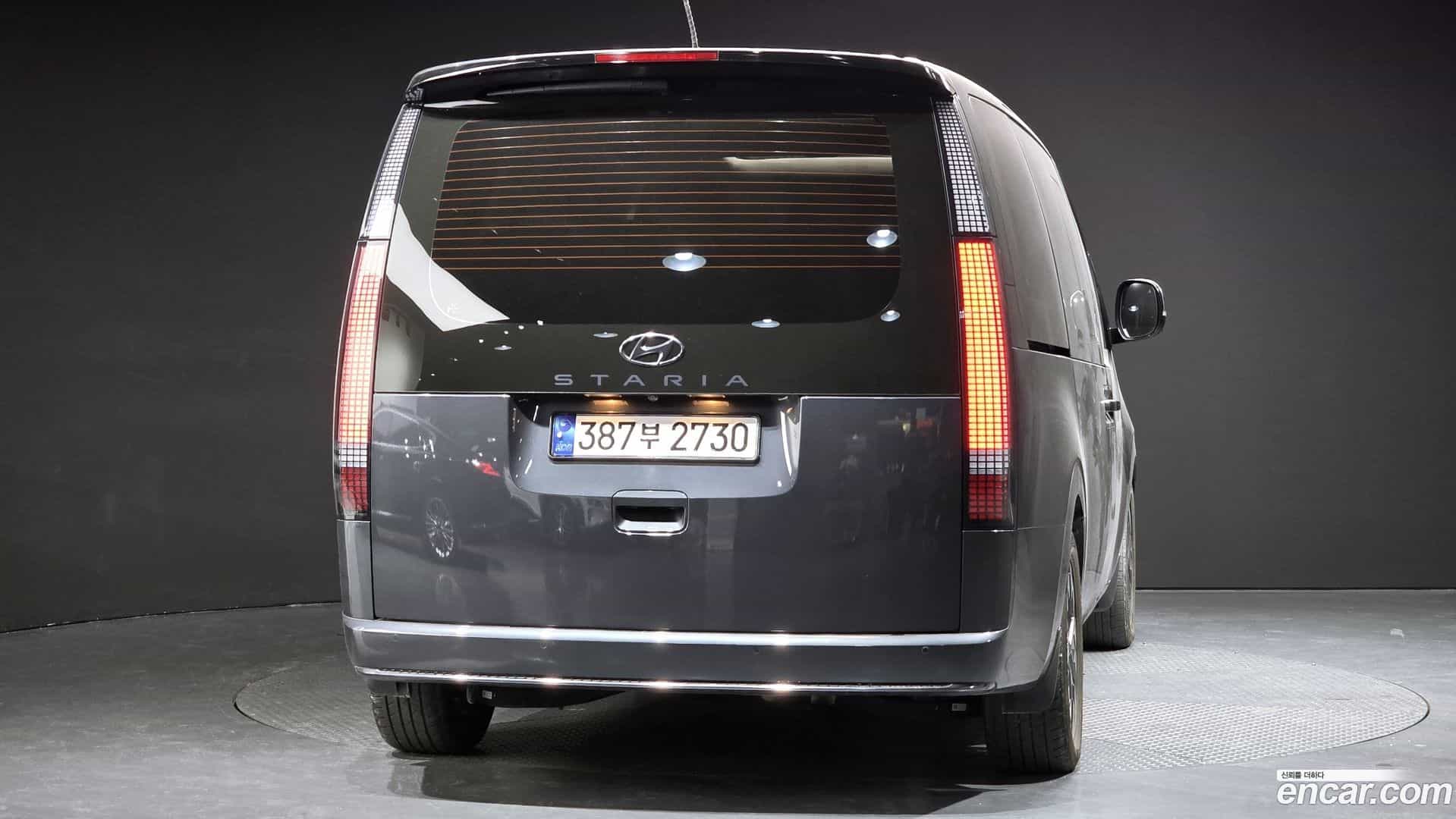 Staria Hyundai 2022.5-OUTER-004