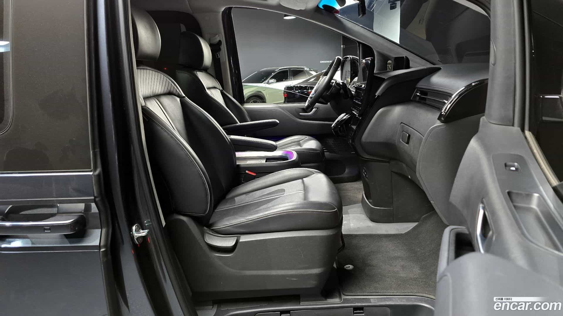 Staria Hyundai 2022.5-INNER-010