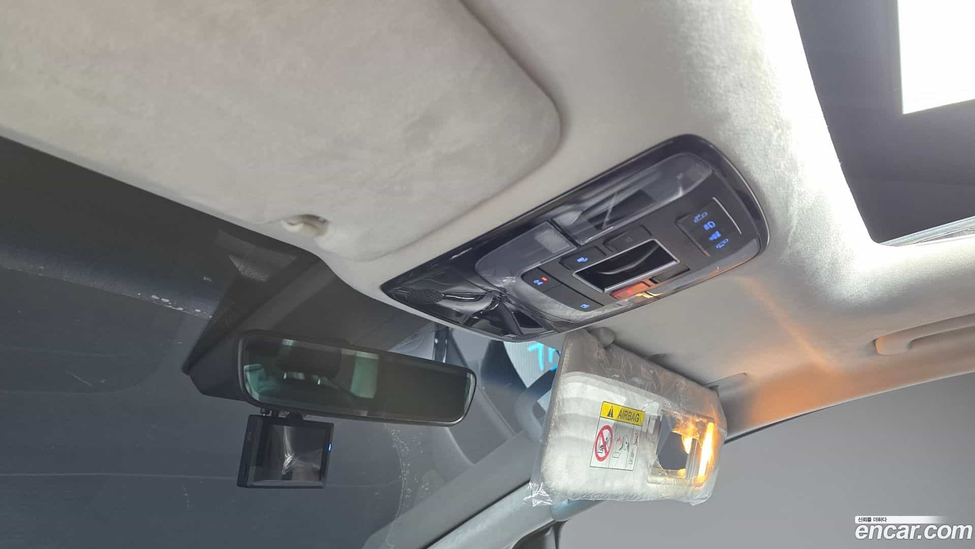 Staria Hyundai 2022.5-OPTION-024