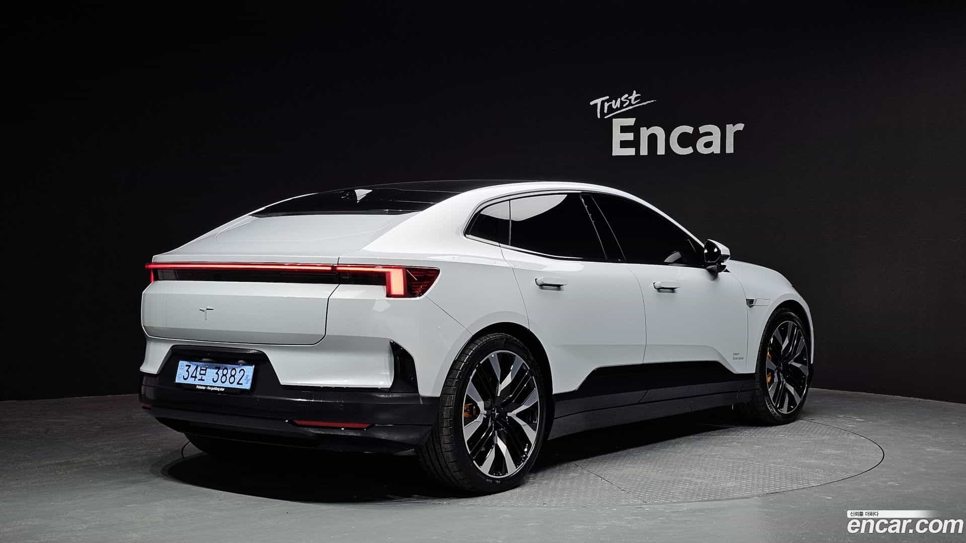 Polestar 4 Polestar 2025.6-OUTER-002