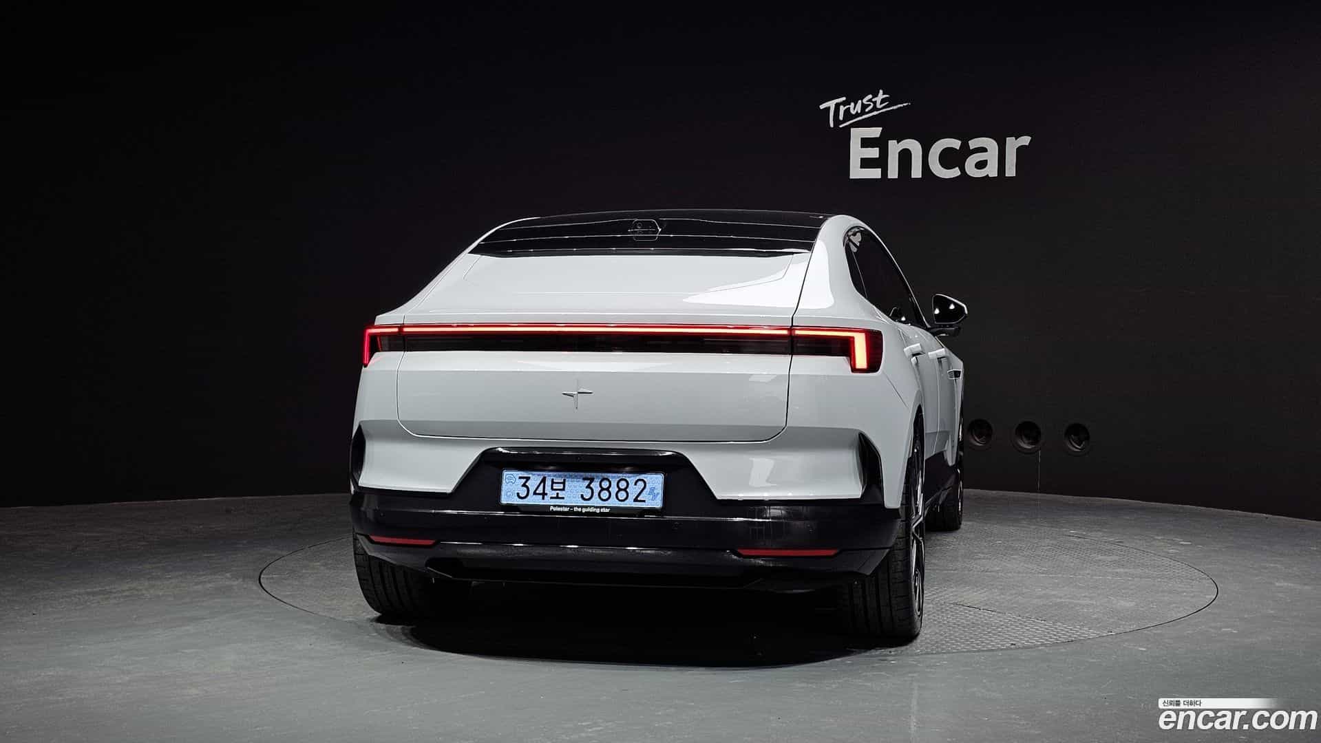 Polestar 4 Polestar 2025.6-OUTER-004