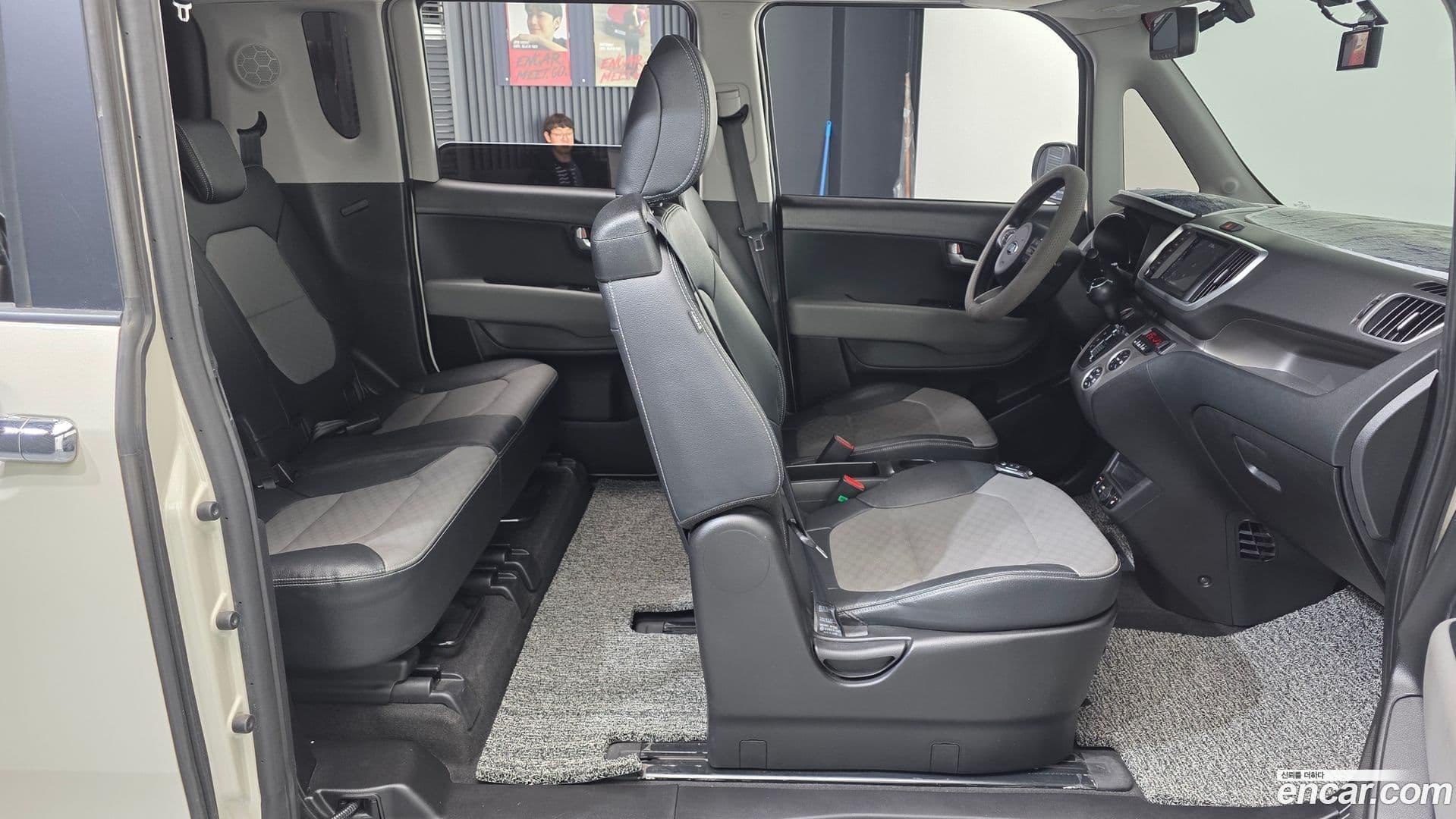 Main__Slider__Photo:RAY Kia 2020.3-11