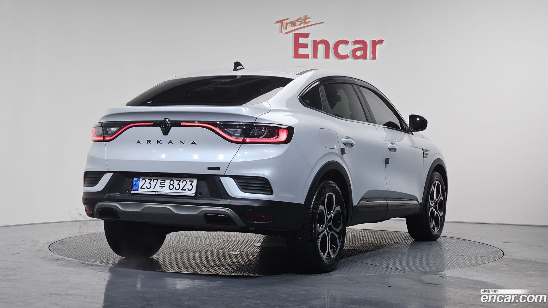 Main__Slider__Photo:Arkana Renault-KoreaSamsung 2024.6-1