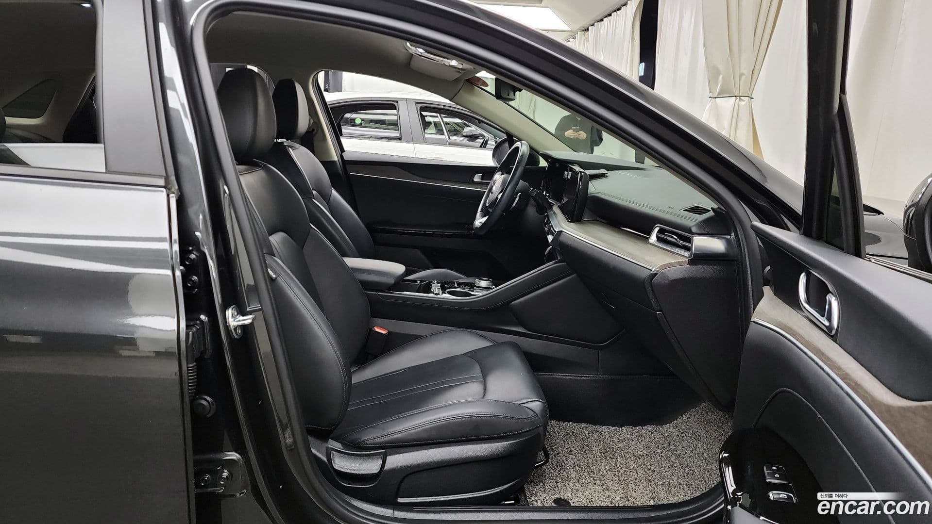 Main__Slider__Photo:K5 Kia 2021.0-10