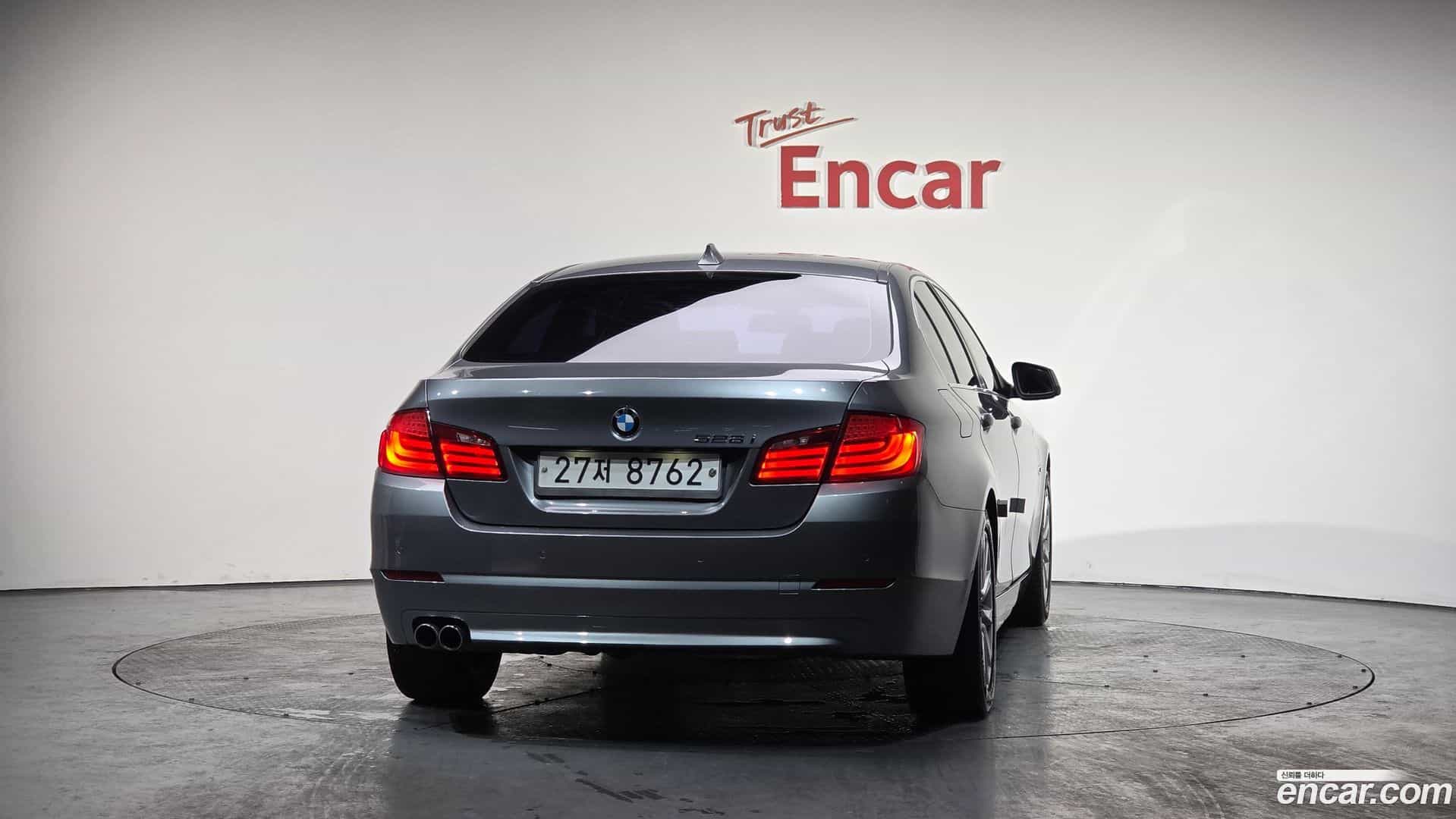 5-Series BMW 2011.4-OUTER-004