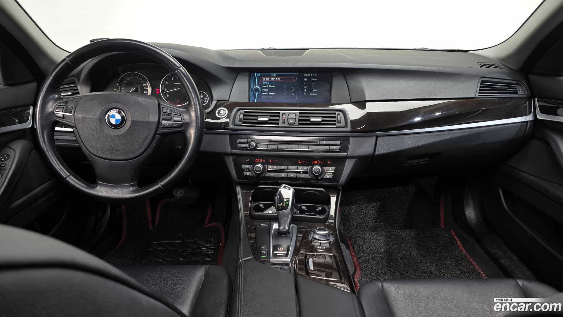 5-Series BMW 2011.4-INNER-007