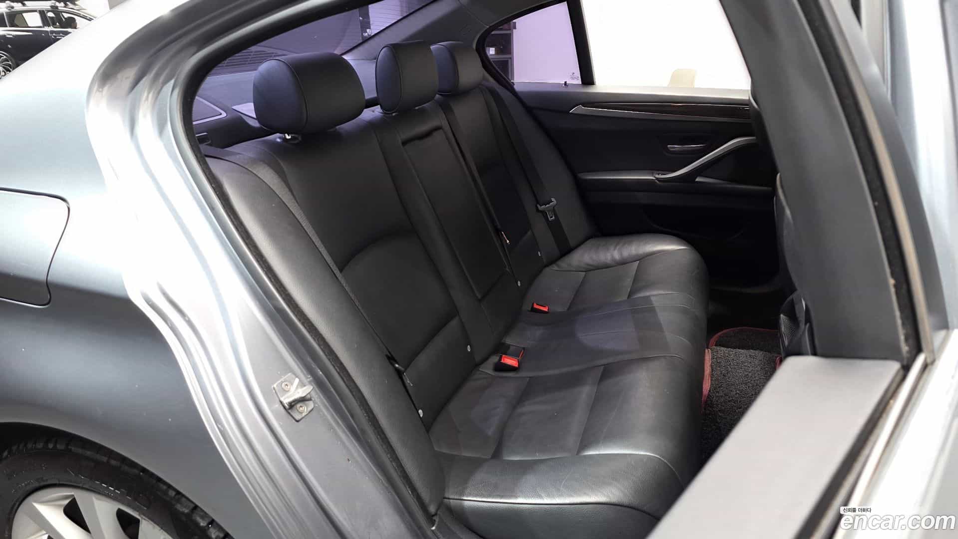 5-Series BMW 2011.4-OPTION-015