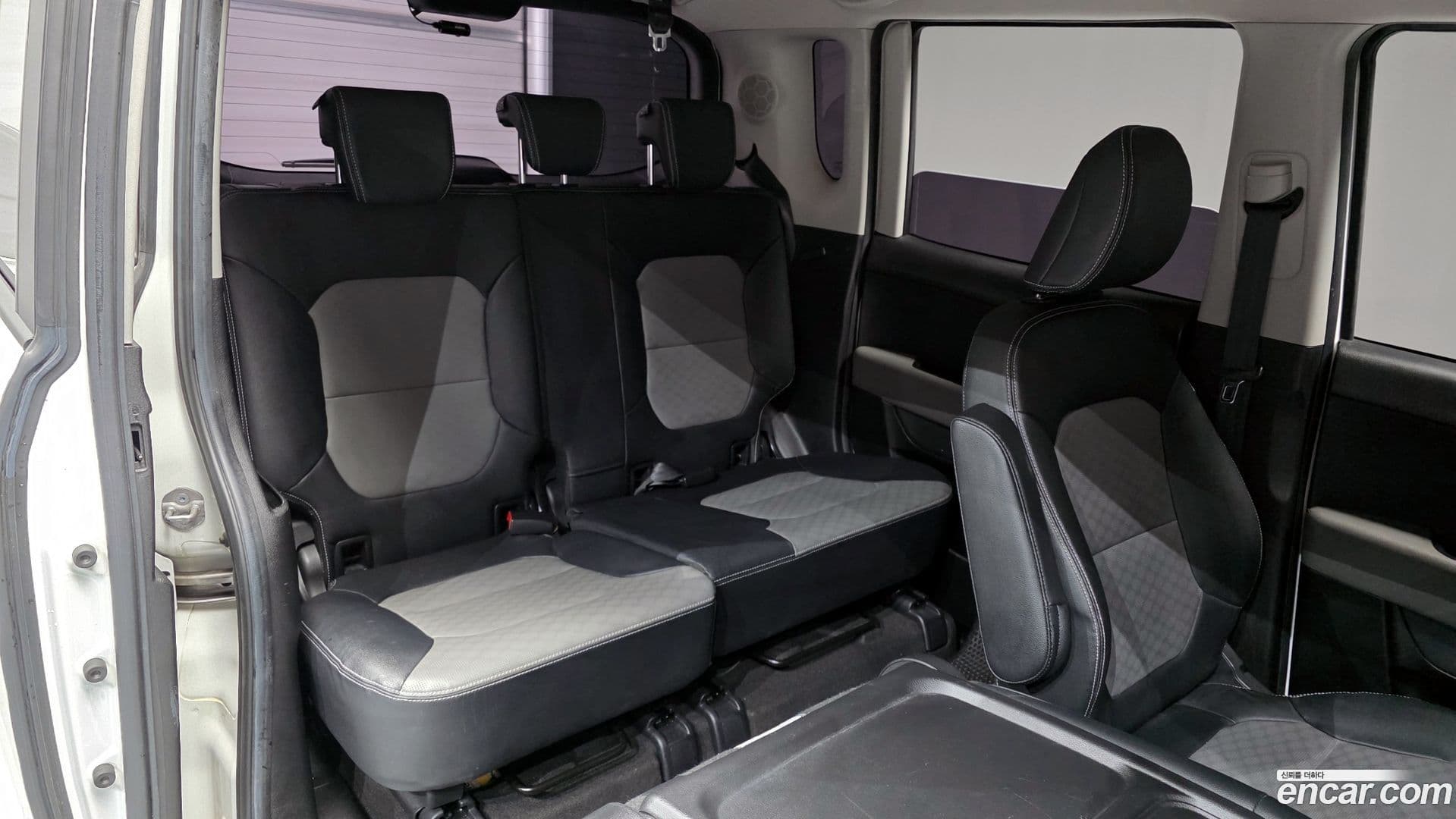 Main__Slider__Photo:RAY Kia 2022.5-11