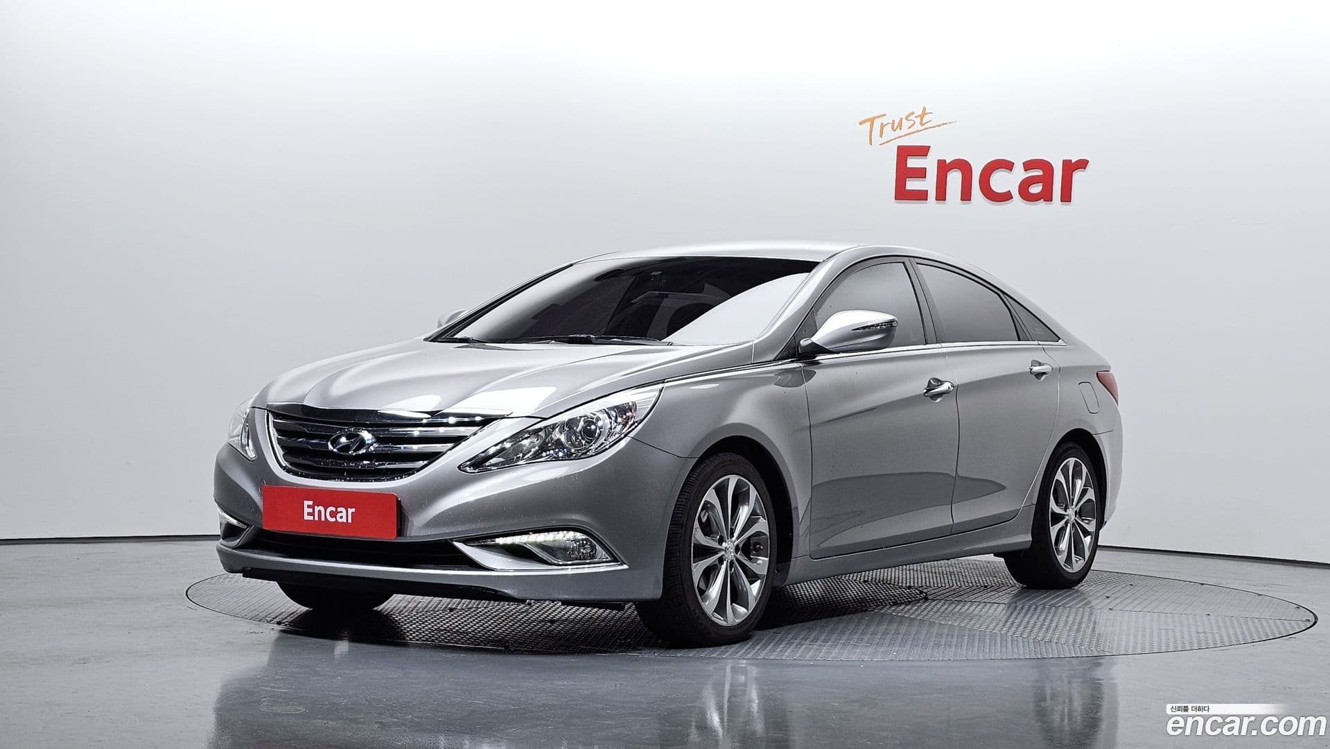 Main__Slider__Photo:Sonata Hyundai 2013.10-0