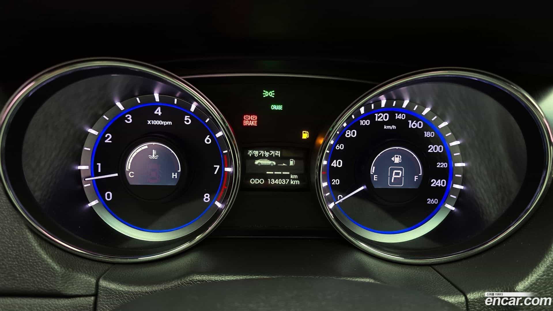 Sonata Hyundai 2013.10-INNER-008