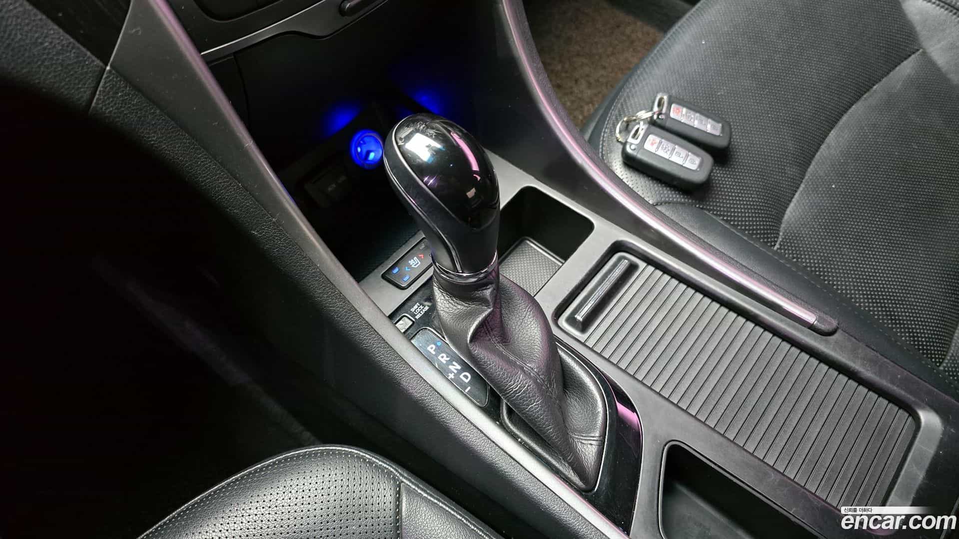 Sonata Hyundai 2013.10-INNER-009