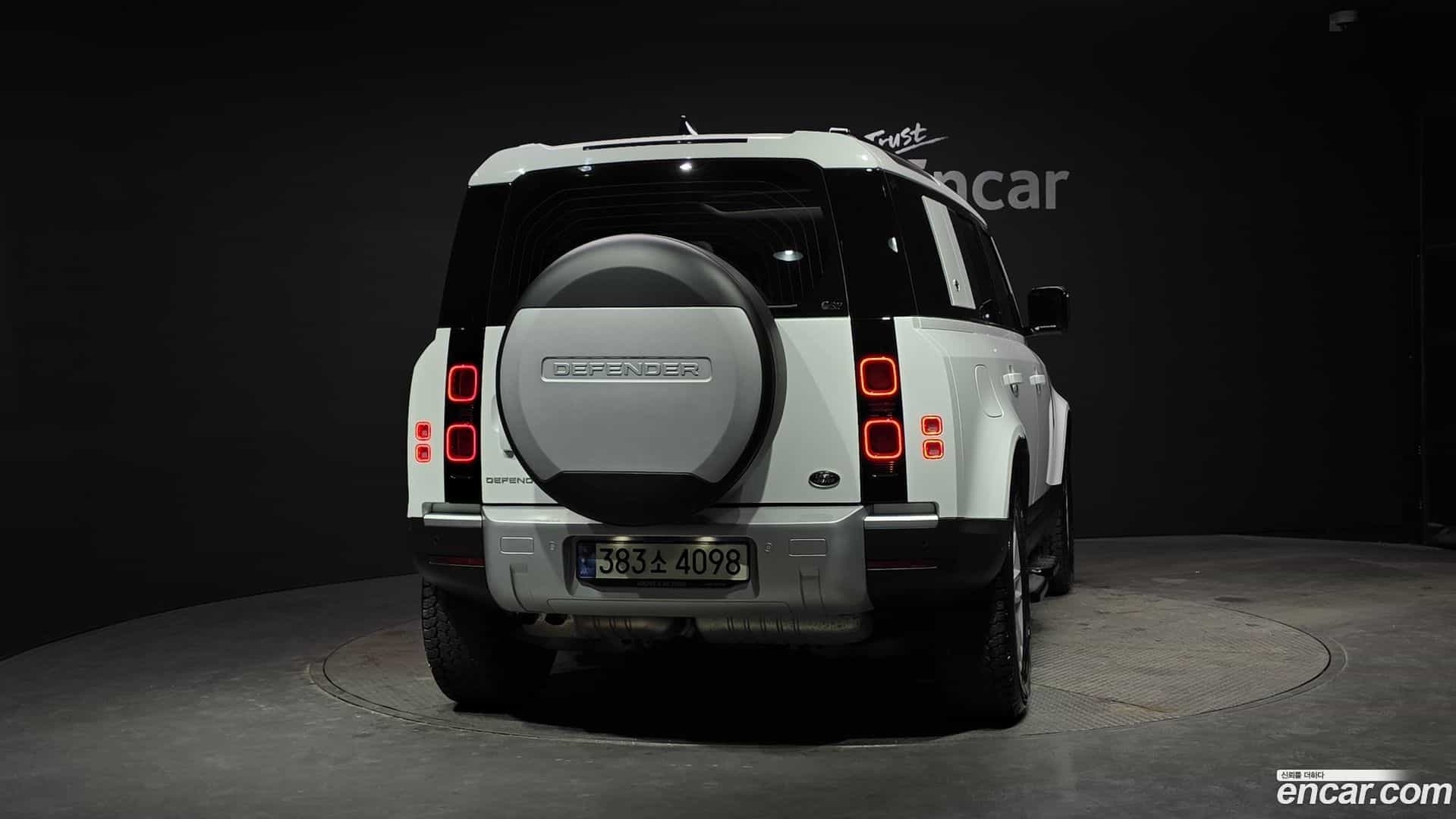 Defender Land Rover 2021.6-OUTER-004