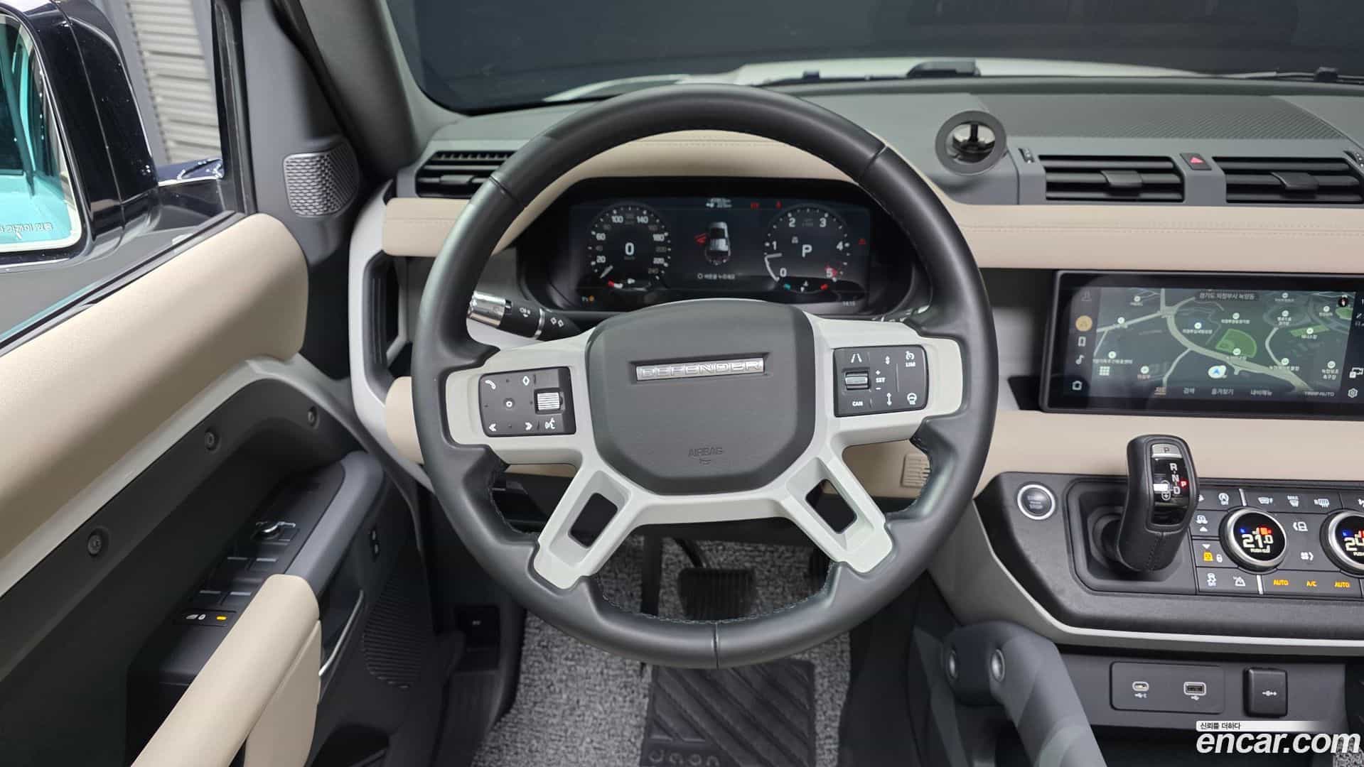 Defender Land Rover 2021.6-OPTION-017