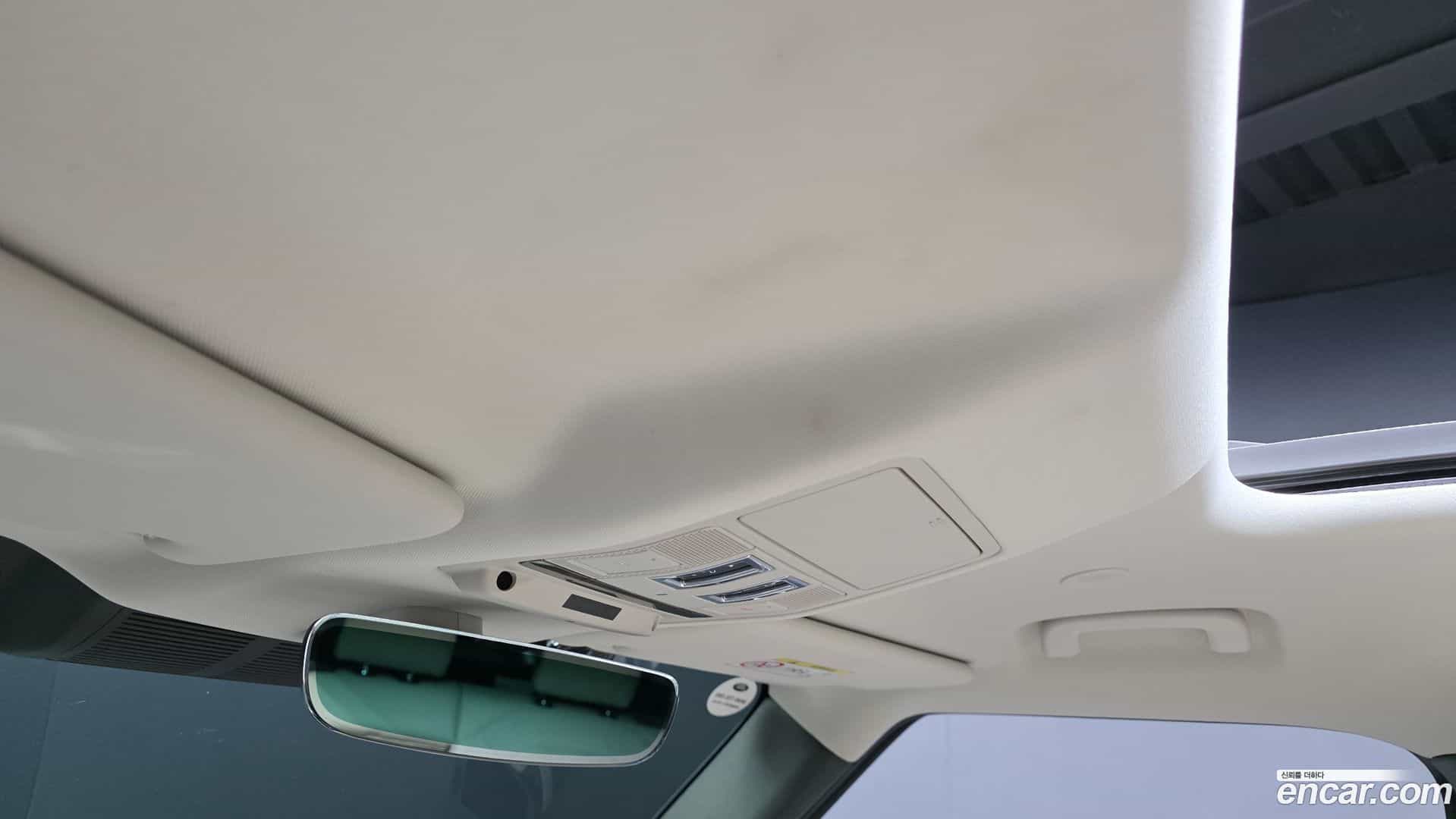 Defender Land Rover 2021.6-OPTION-020