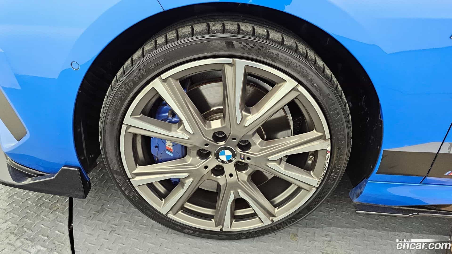 2-Series BMW 2021.1-OUTER-005