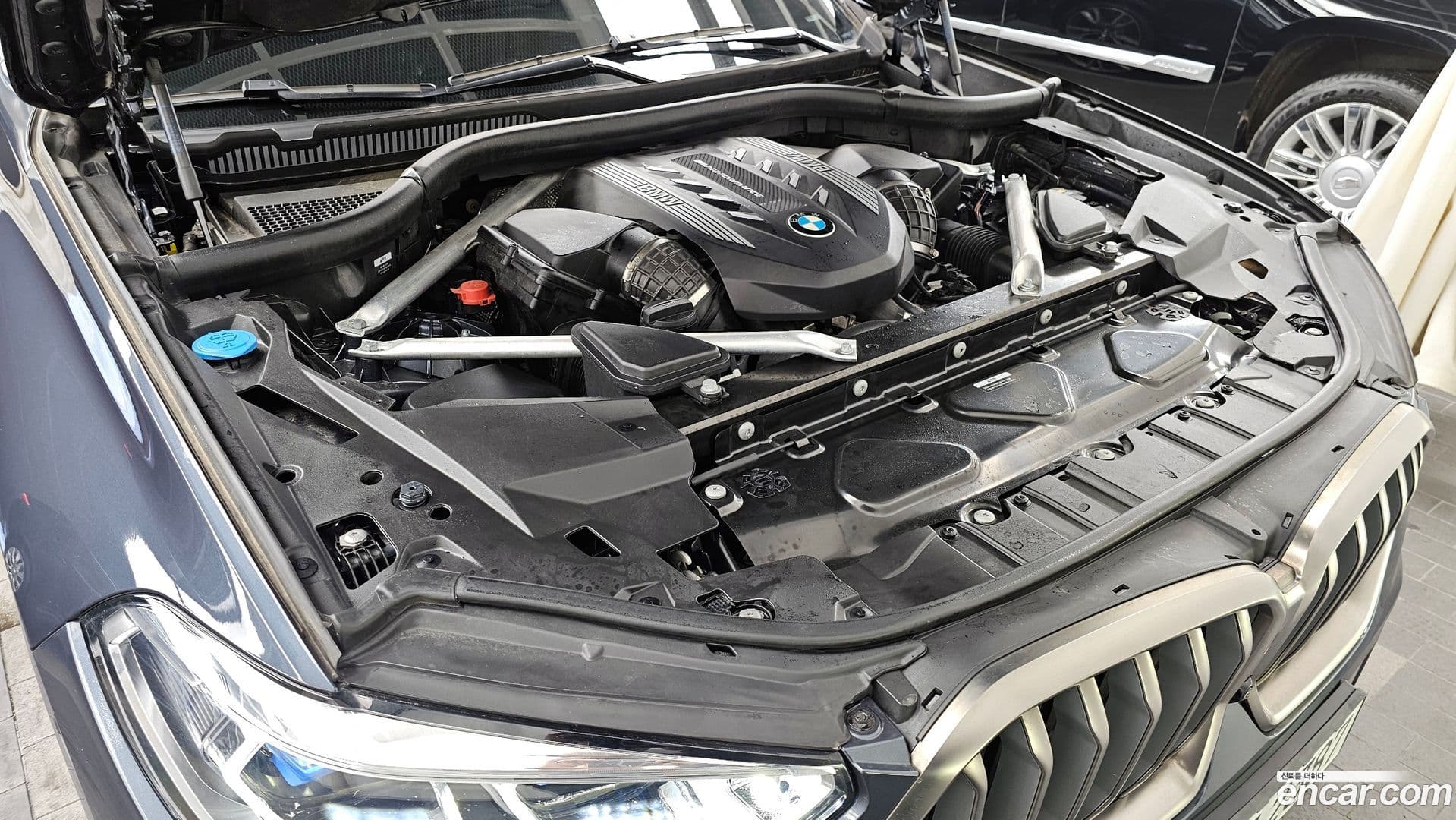 Main__Slider__Photo:X6 BMW 2022.3-5