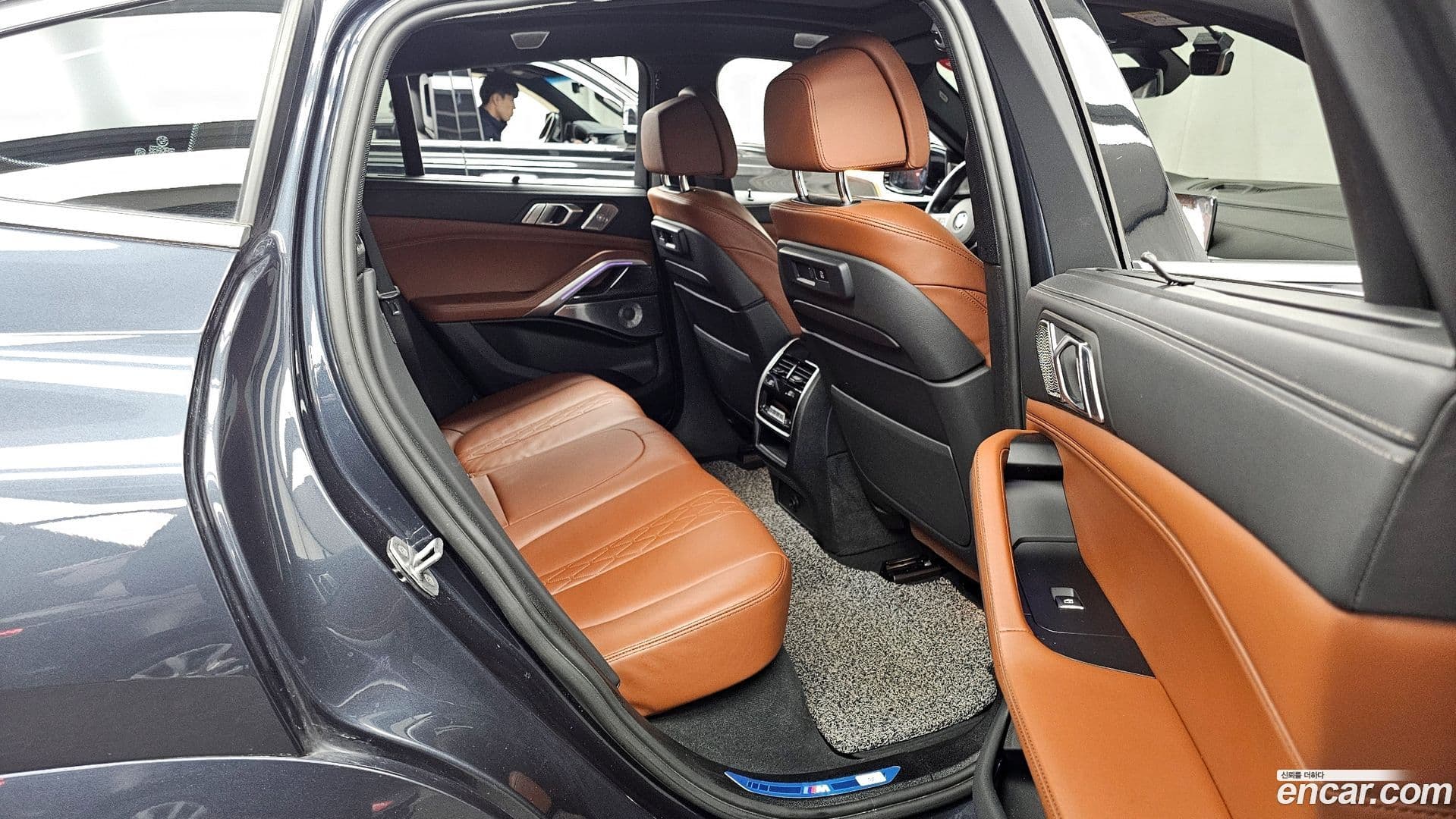 Main__Slider__Photo:X6 BMW 2022.3-11