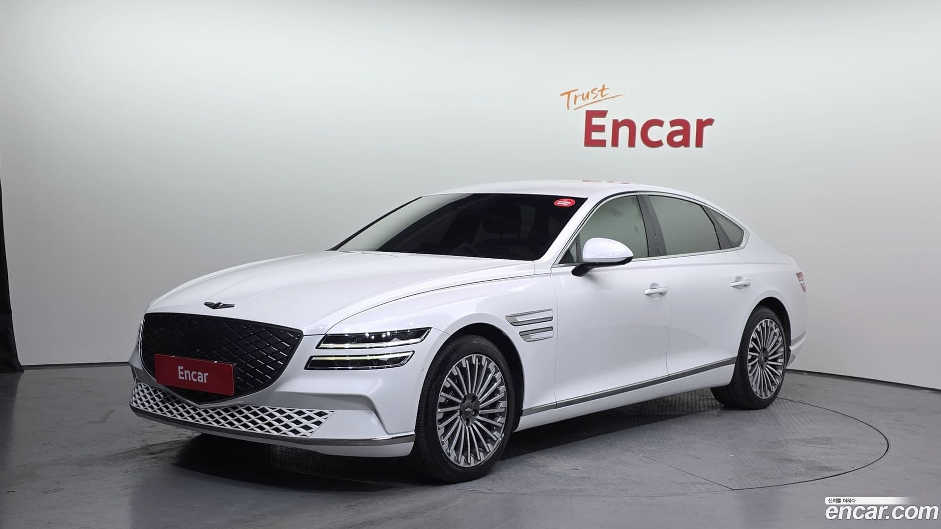 Main__Slider__Photo:G80 Genesis 2022.0-0