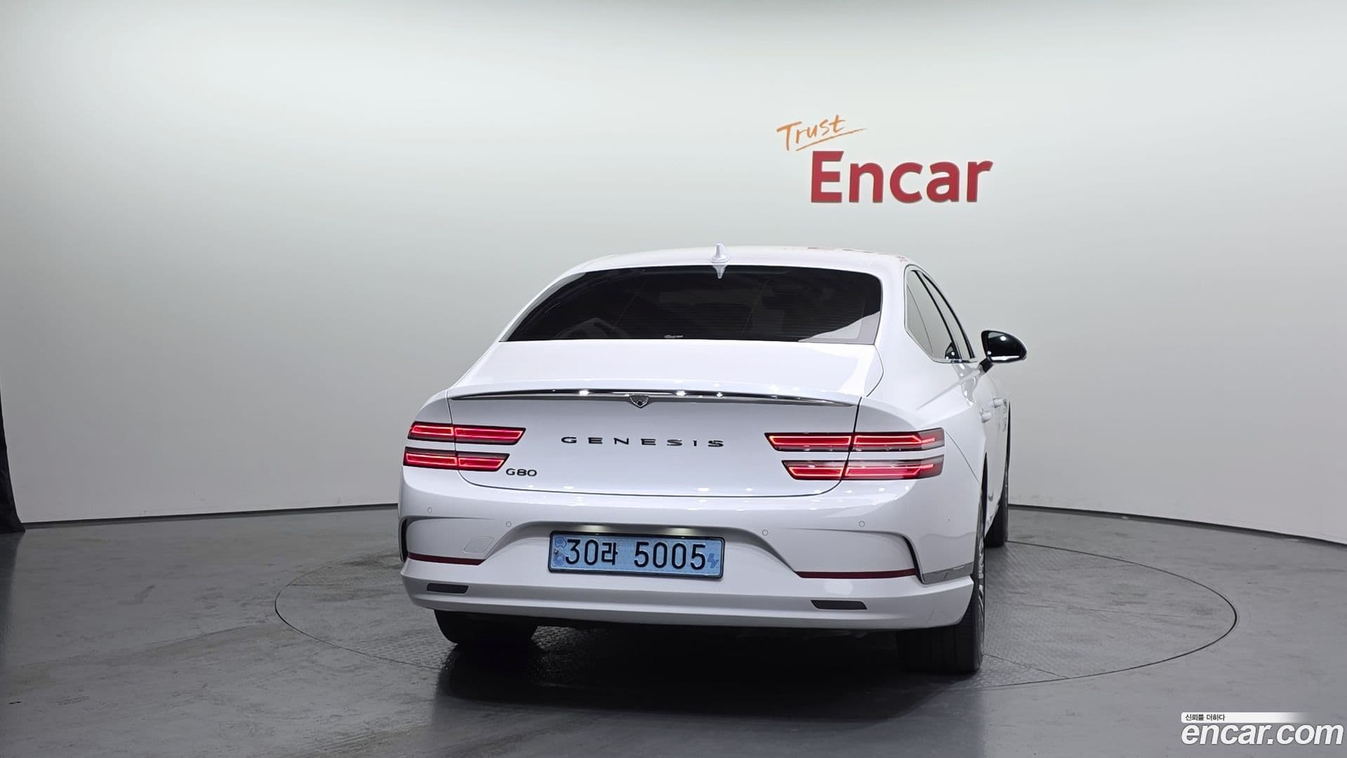 Main__Slider__Photo:G80 Genesis 2022.0-3