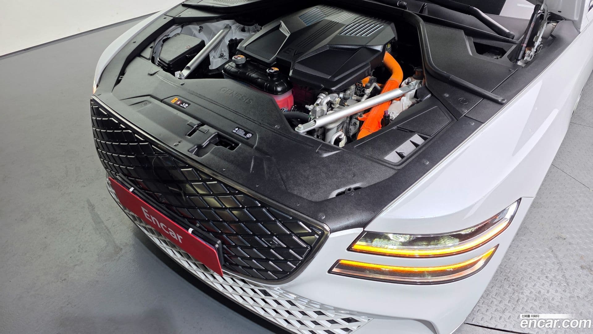 Main__Slider__Photo:G80 Genesis 2022.0-5