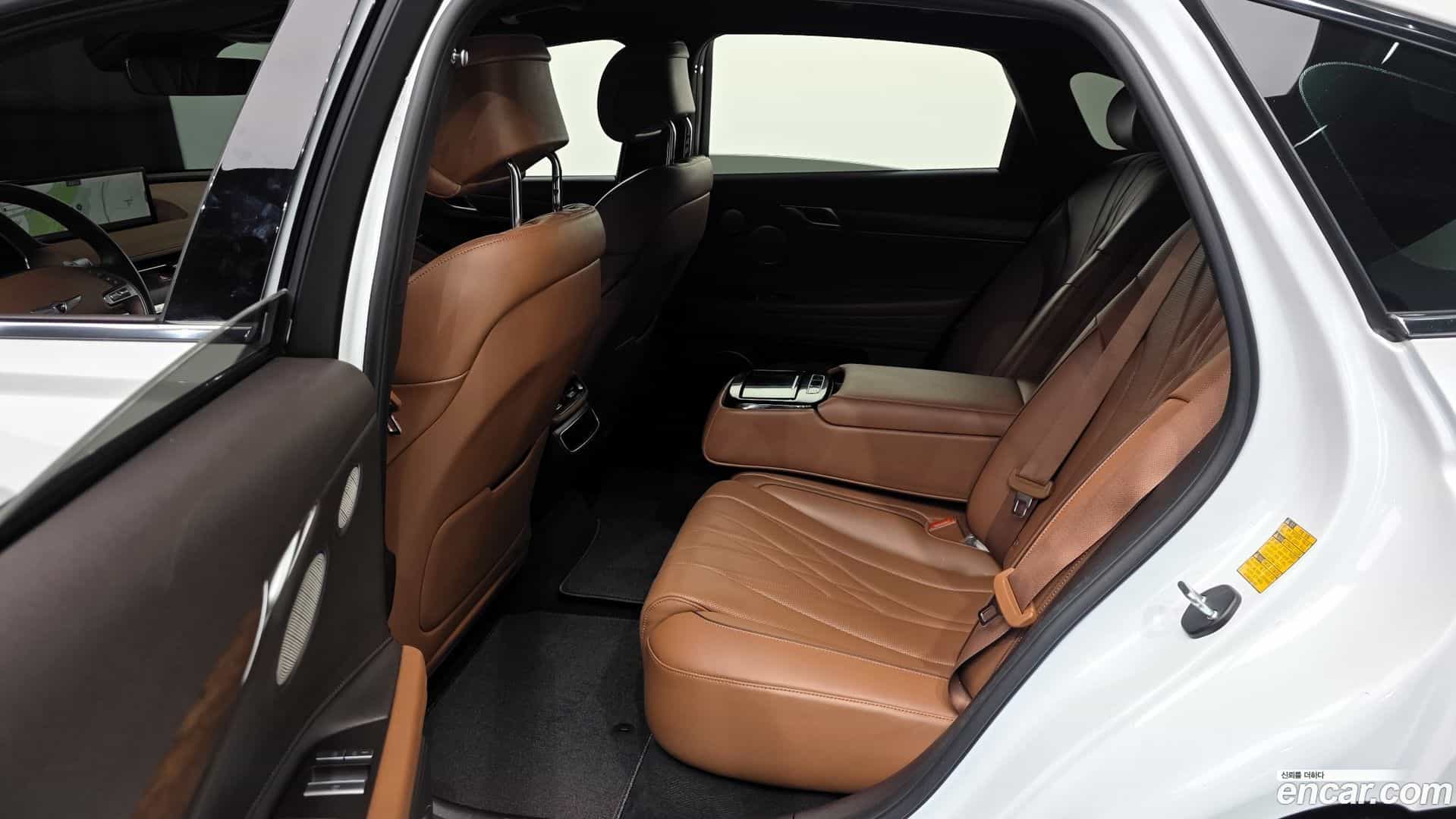 G80 Genesis 2022.0-OPTION-022