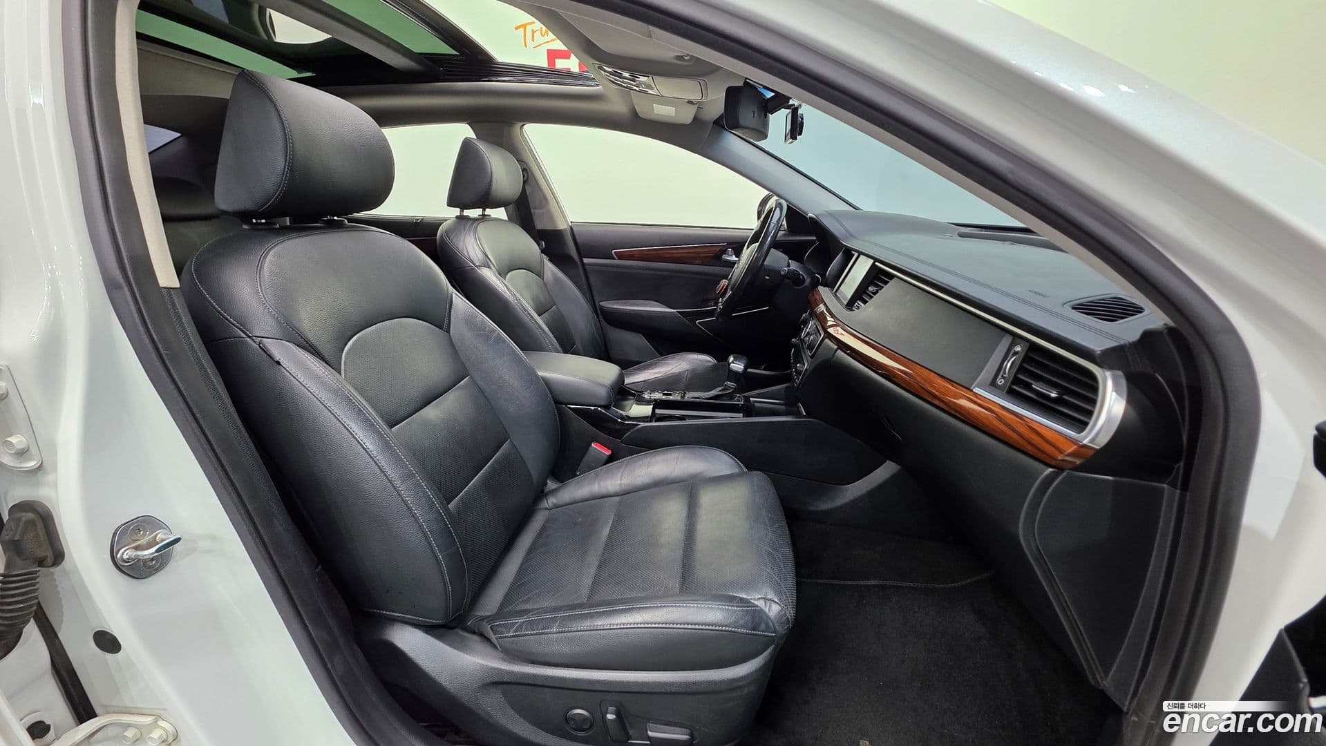 Main__Slider__Photo:K7 Kia 2017.2-9